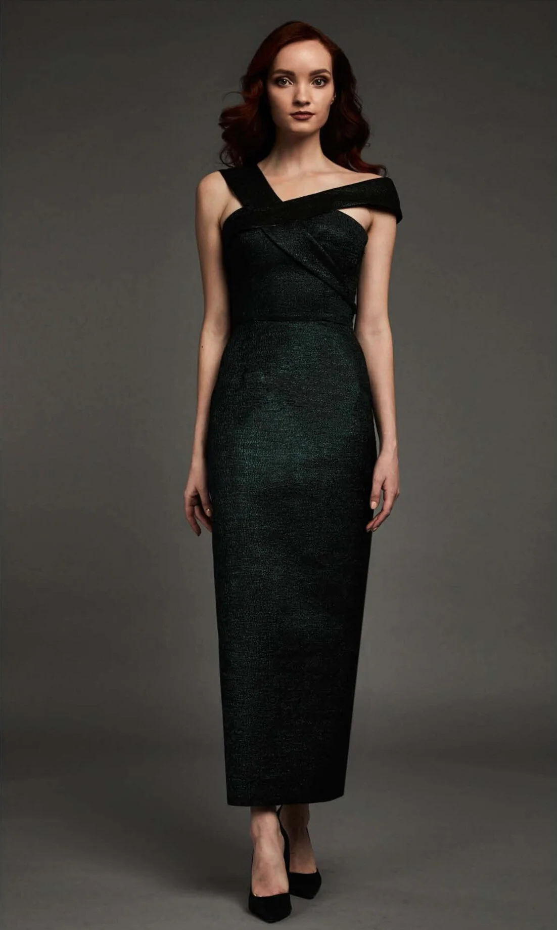 MENDELAWI_FW2020_Lookbook_Page_23.jpg