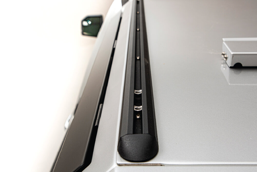 SmartCap EVOa Adventure 3 Universal Roof Rails.jpg