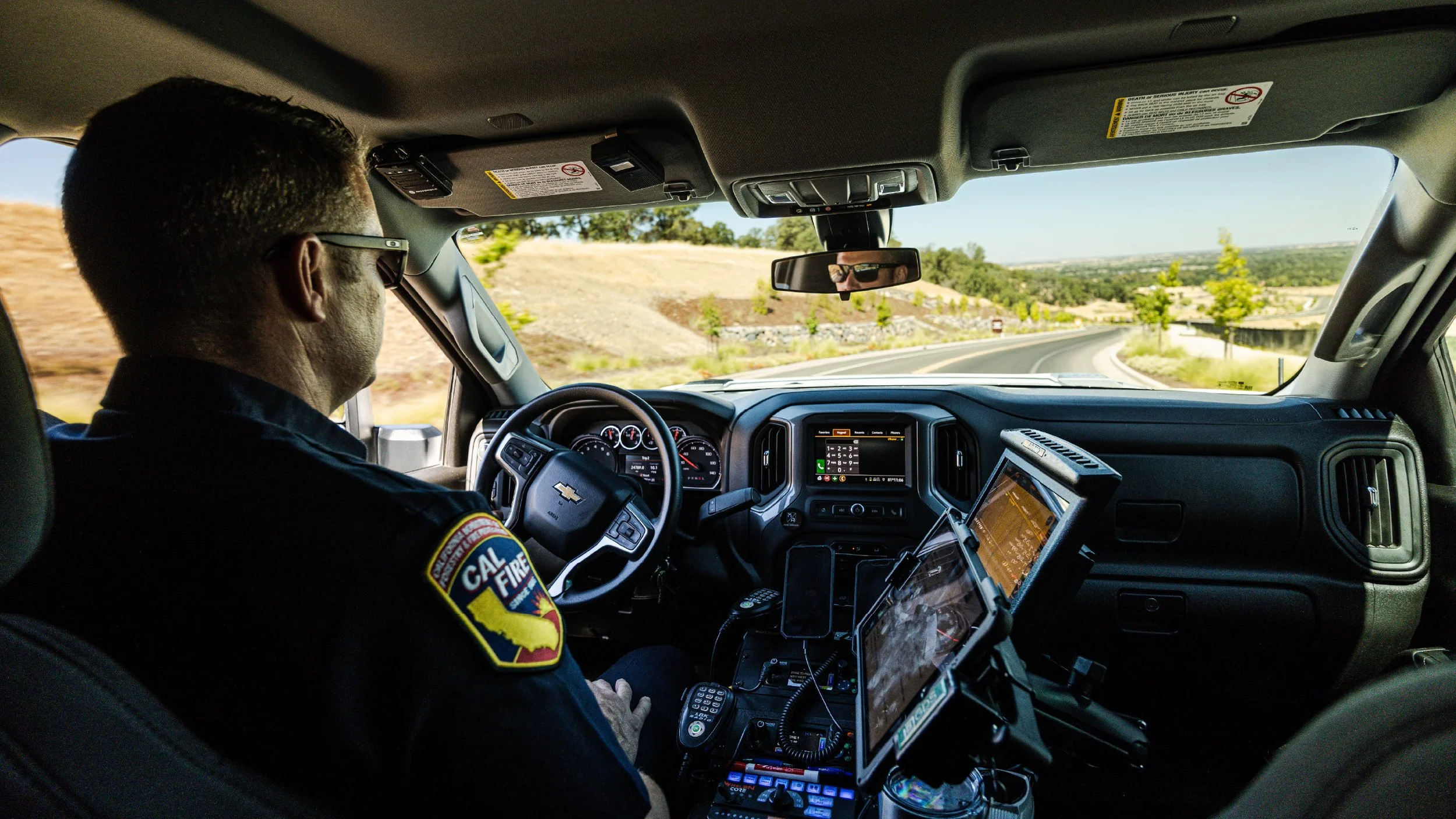 SmartCap Cal Fire EVOc Commercial Silverado HD Standard Bed 12.jpg