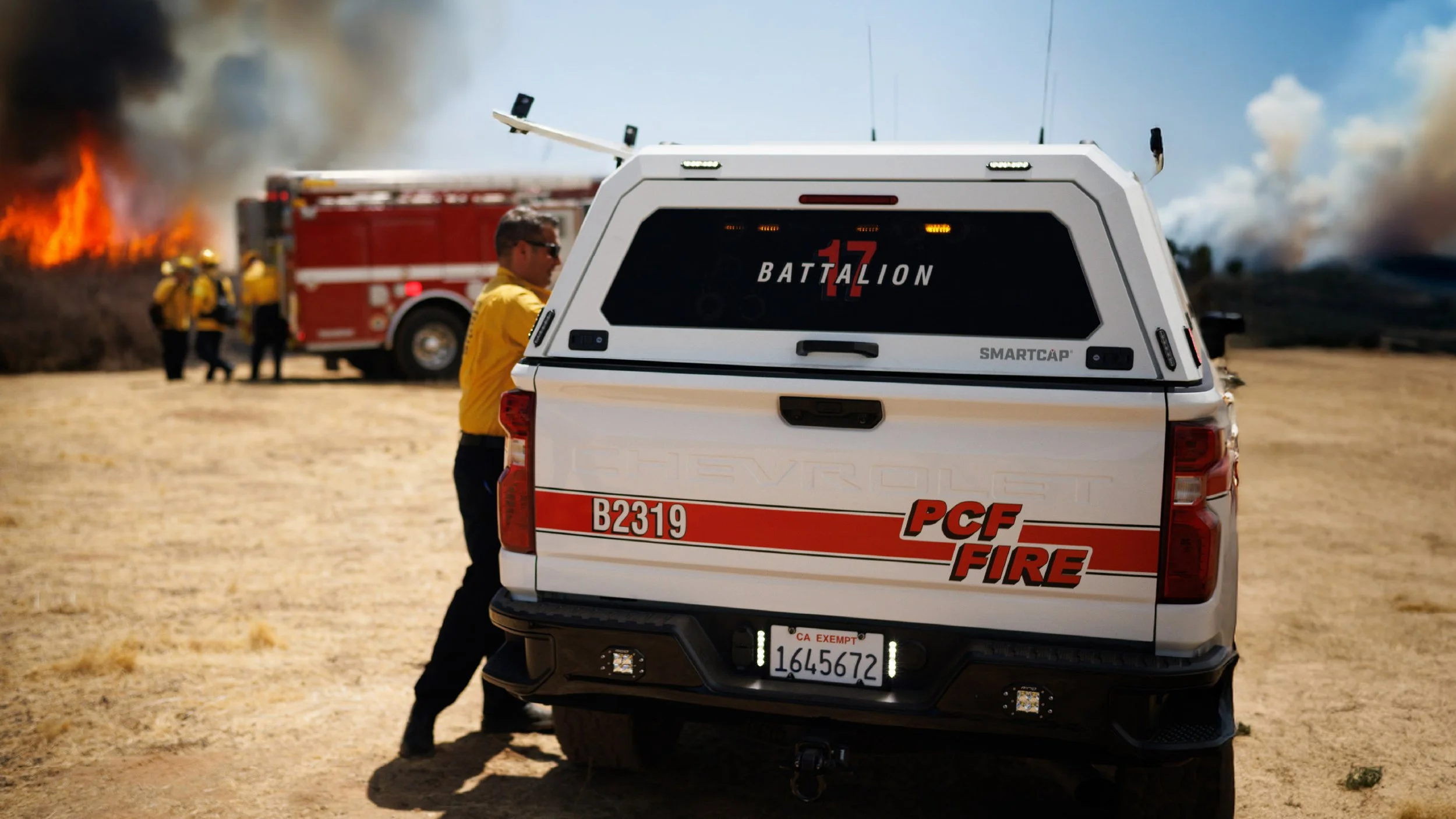 SmartCap Cal Fire EVOc Commercial Silverado HD Standard Bed 9.jpg