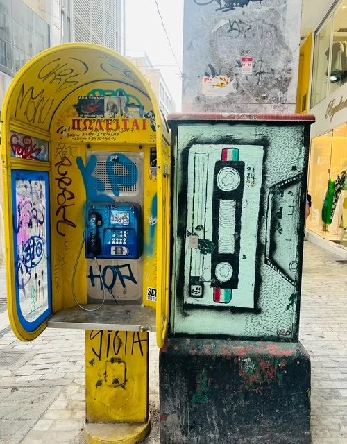 graffiti phone in athens.jpg