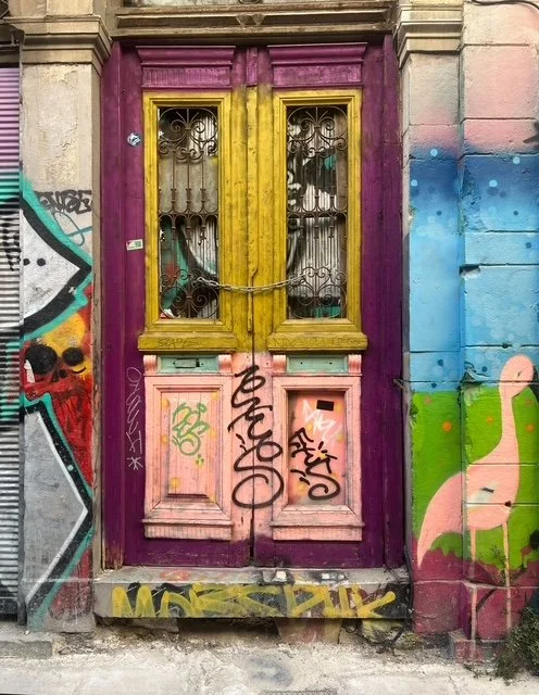 graffiti walls in athens.jpg