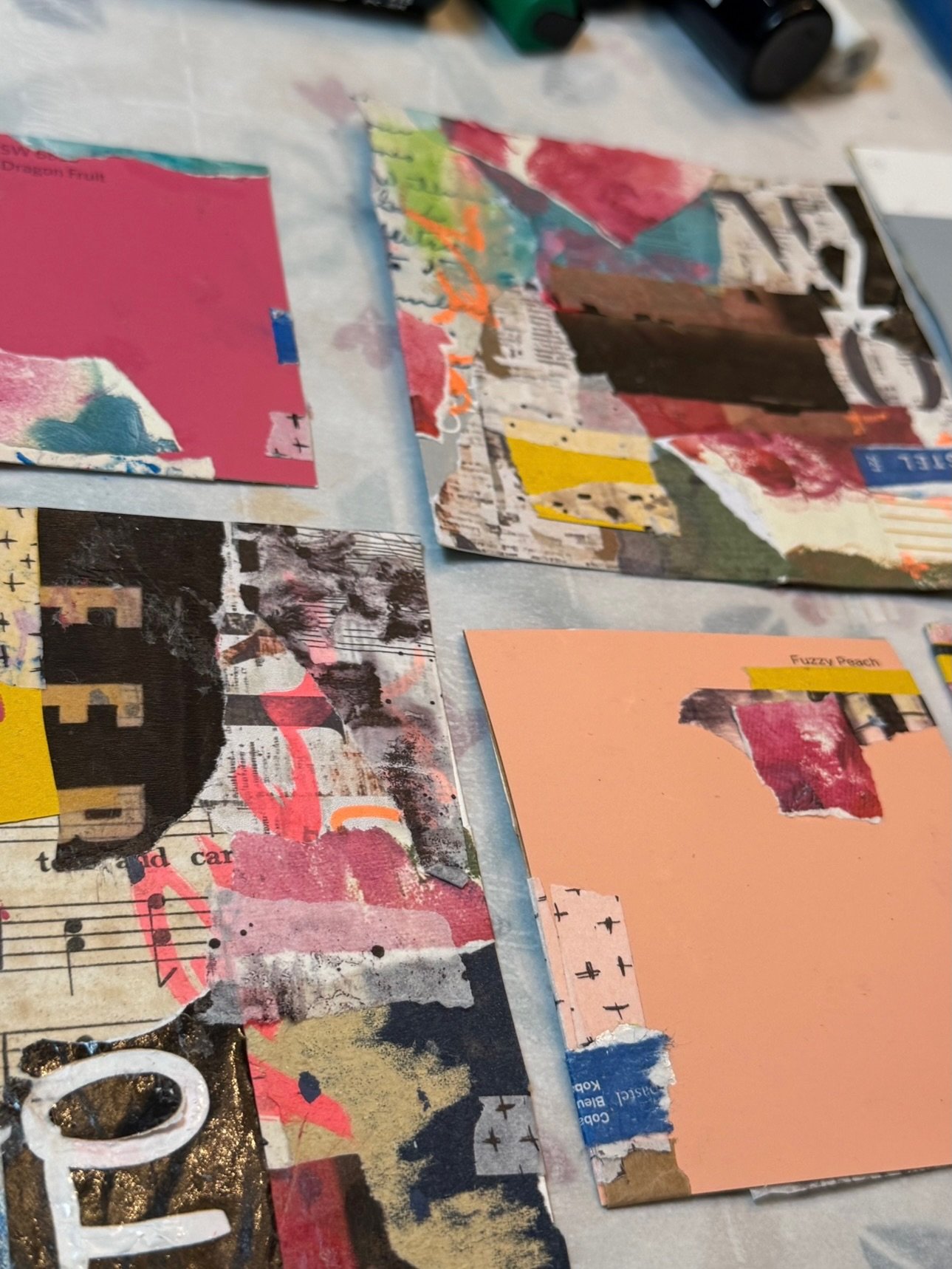 This is definitely an addiction! 

TINY URBAN COLLAGES will be one of the exercises in my upcoming workshop &ldquo;Everyday Explorations: Downtown Edition&rdquo;. 

If you would like to be on the EARLY ACCESS LIST, let me know below 👇🏼. I&rsquo;ll 