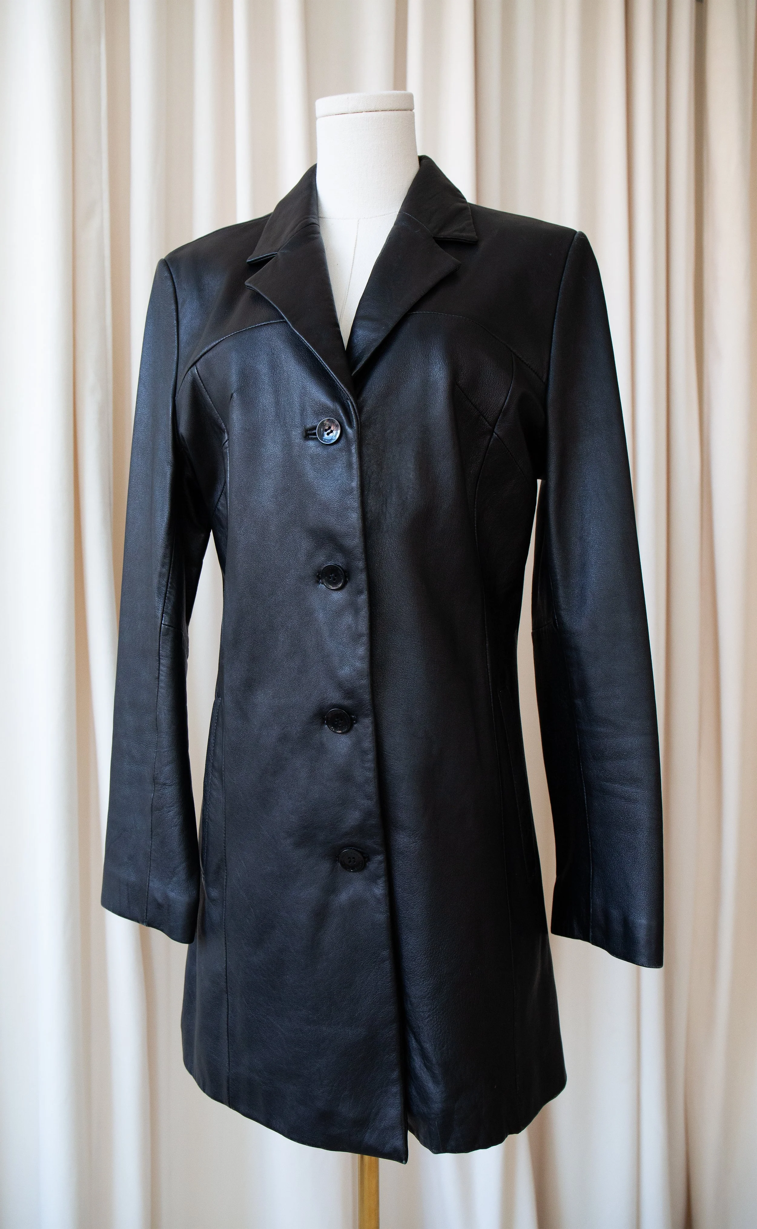 blackleather4.jpg