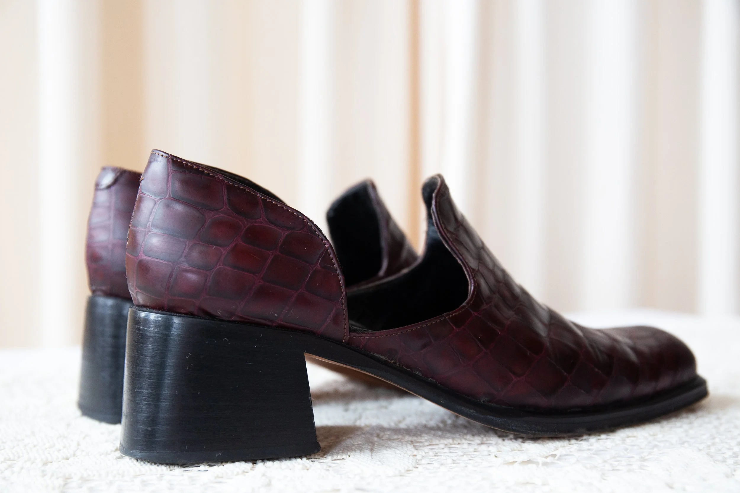 burgundycroc5.jpg