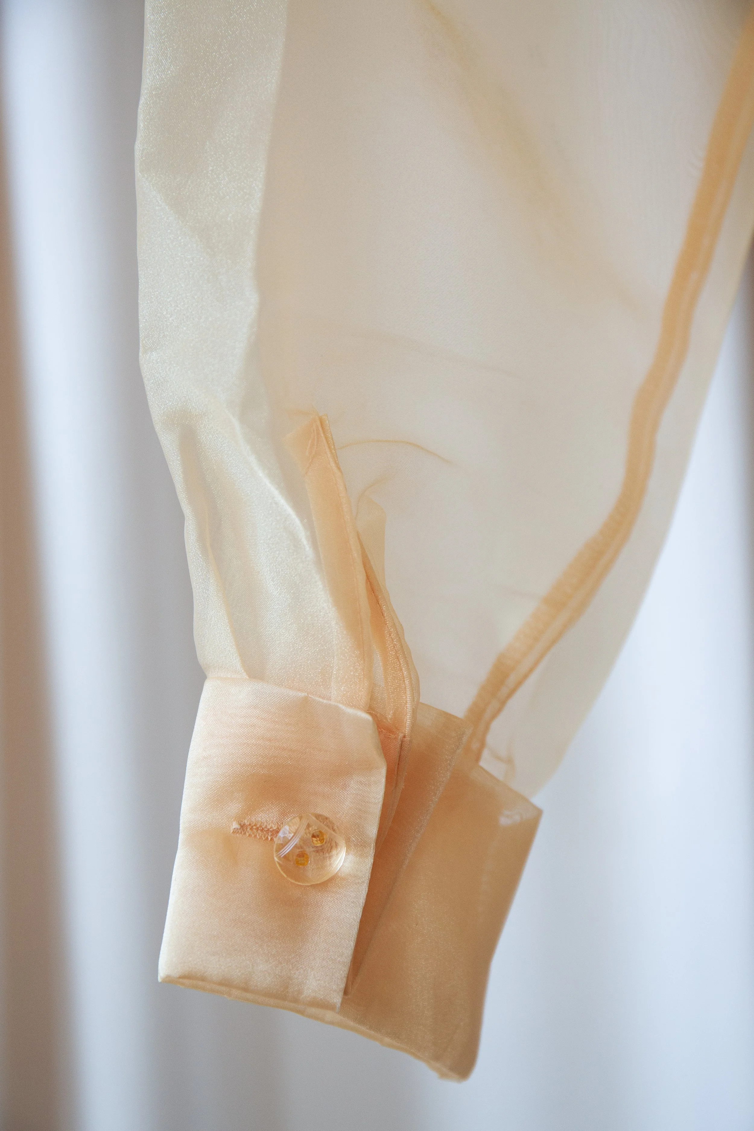 sheeryellowblouse8.jpg