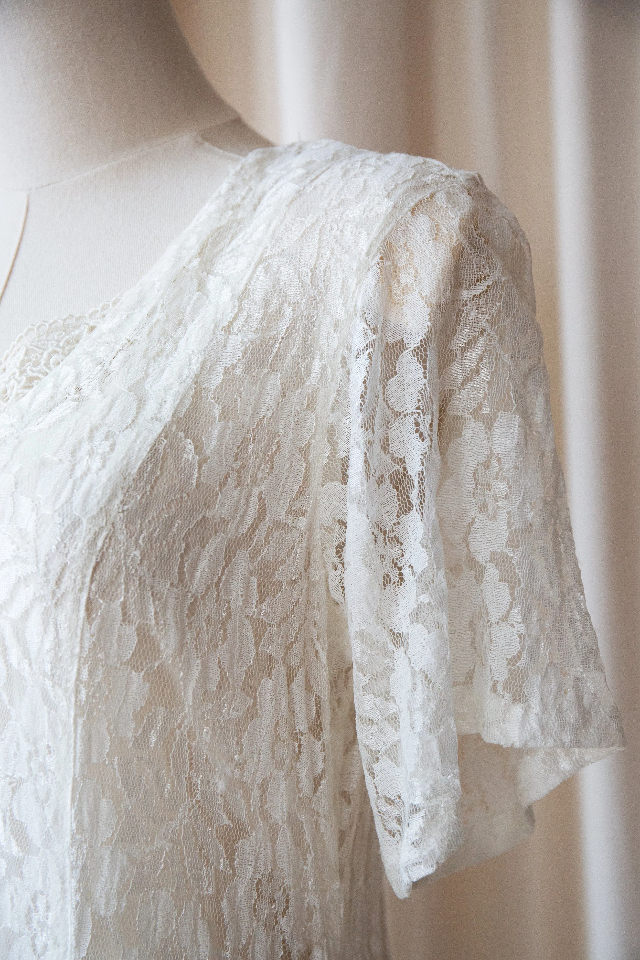whitelacedress7.jpg