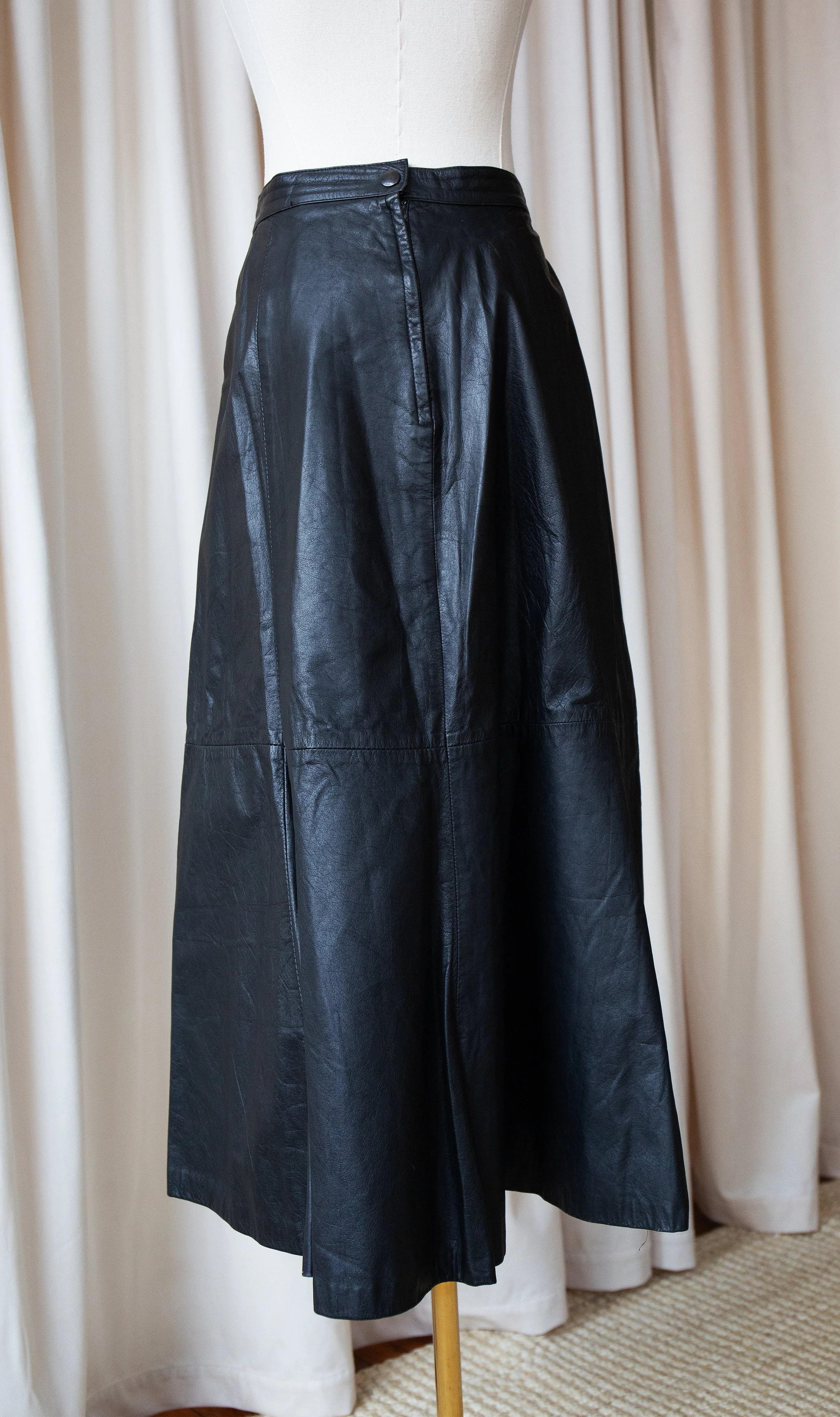 leathermaxiskirt17.jpg
