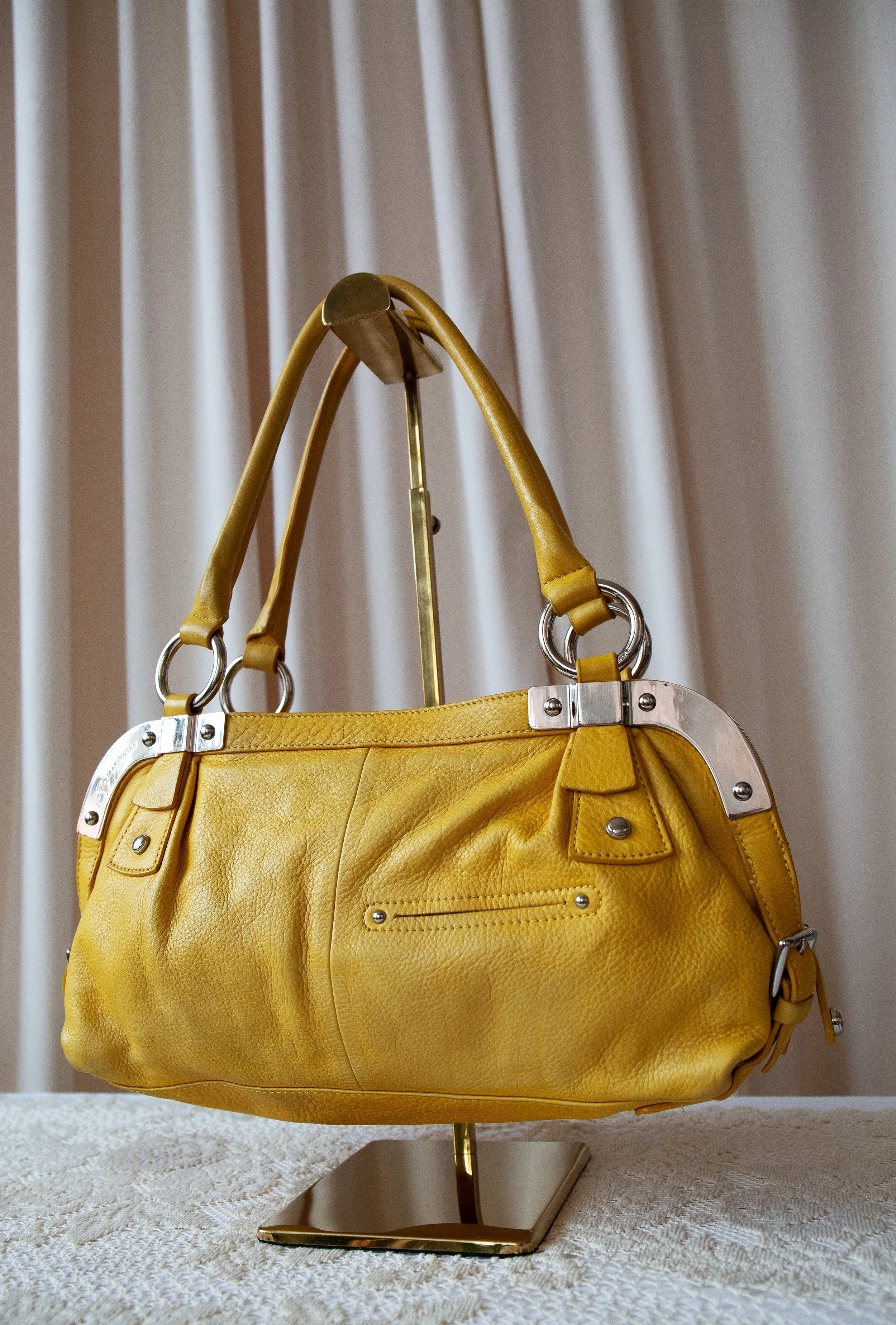 yellowhandbag10.jpg