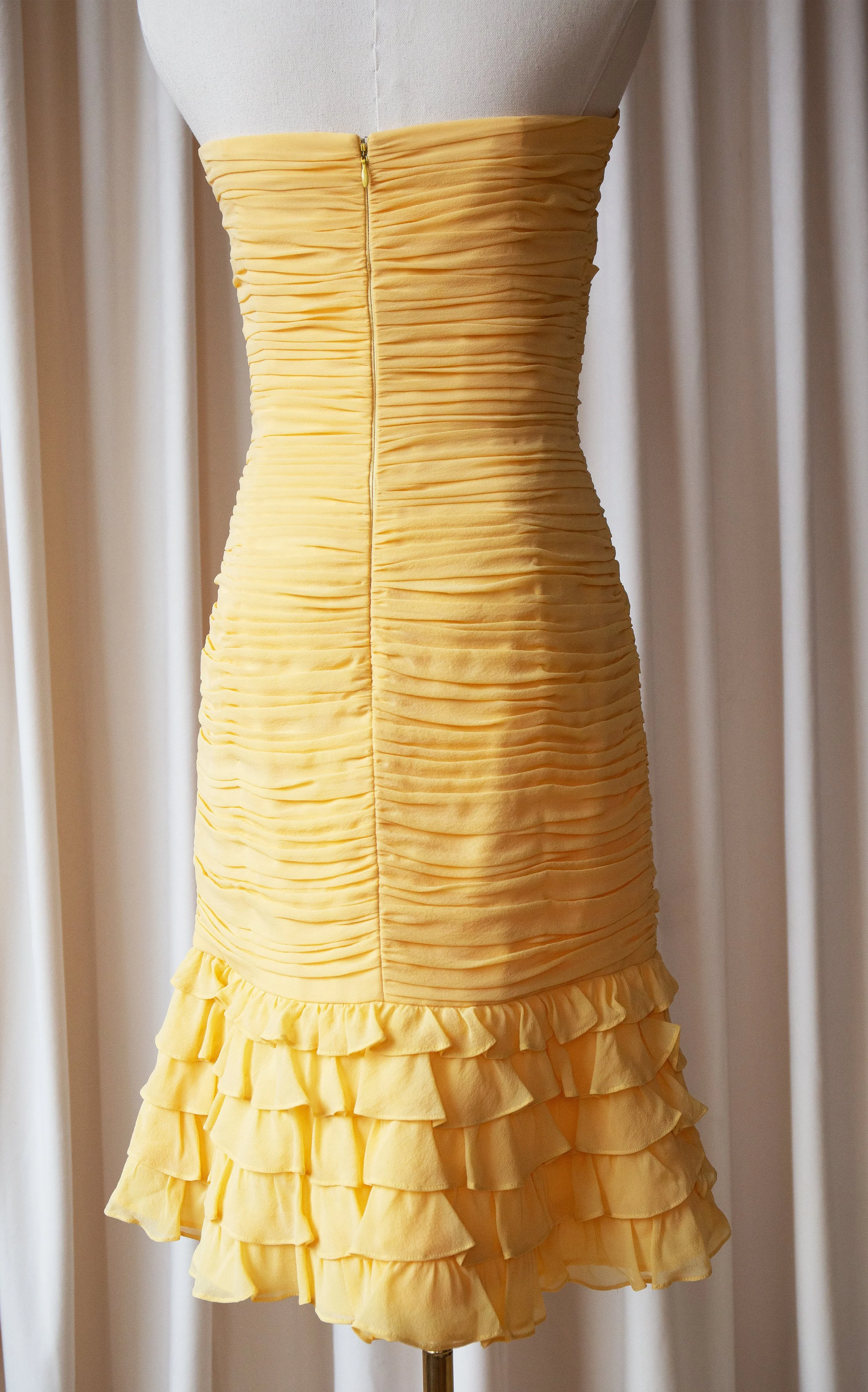 yellowsilkdress20.jpg