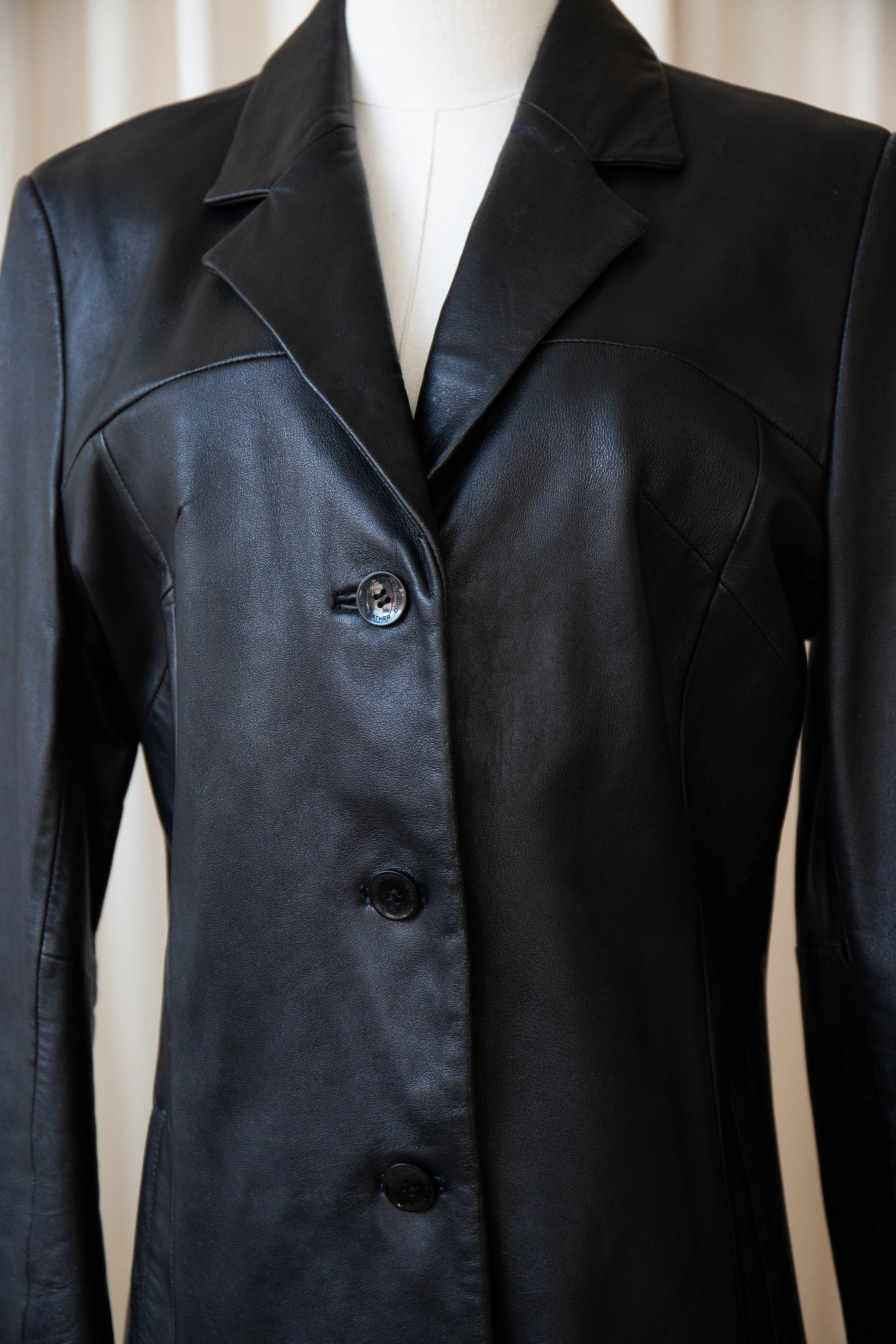 blackleather5.jpg