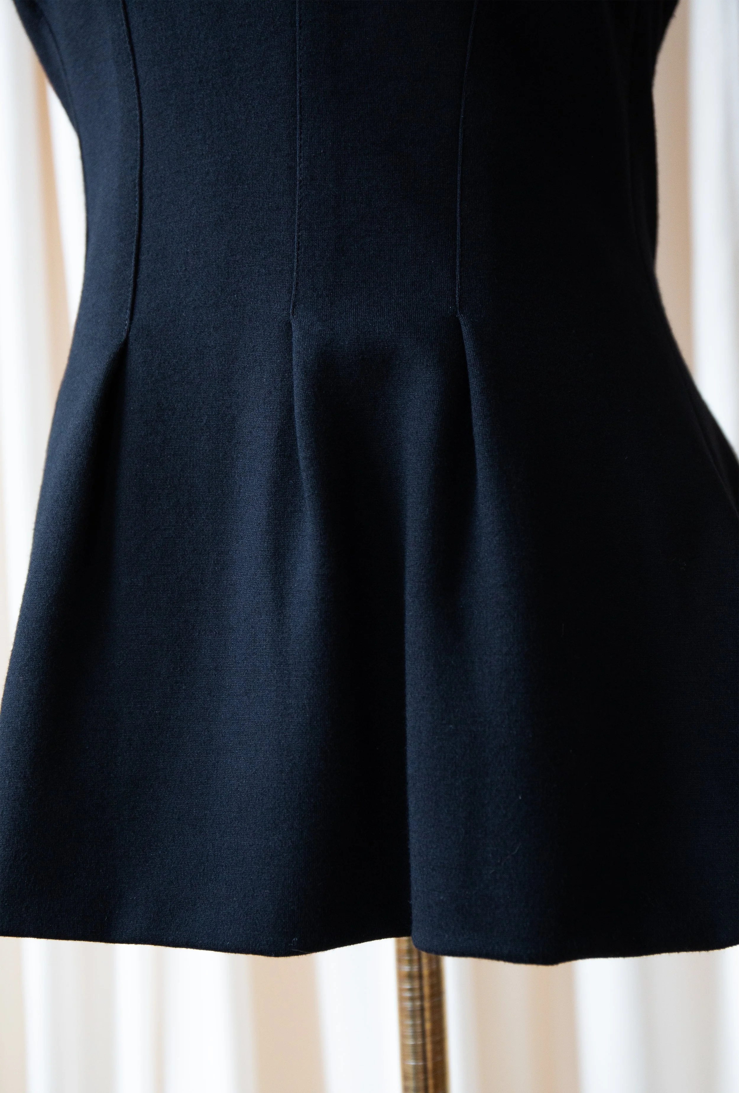 blackfloraltop7.jpg