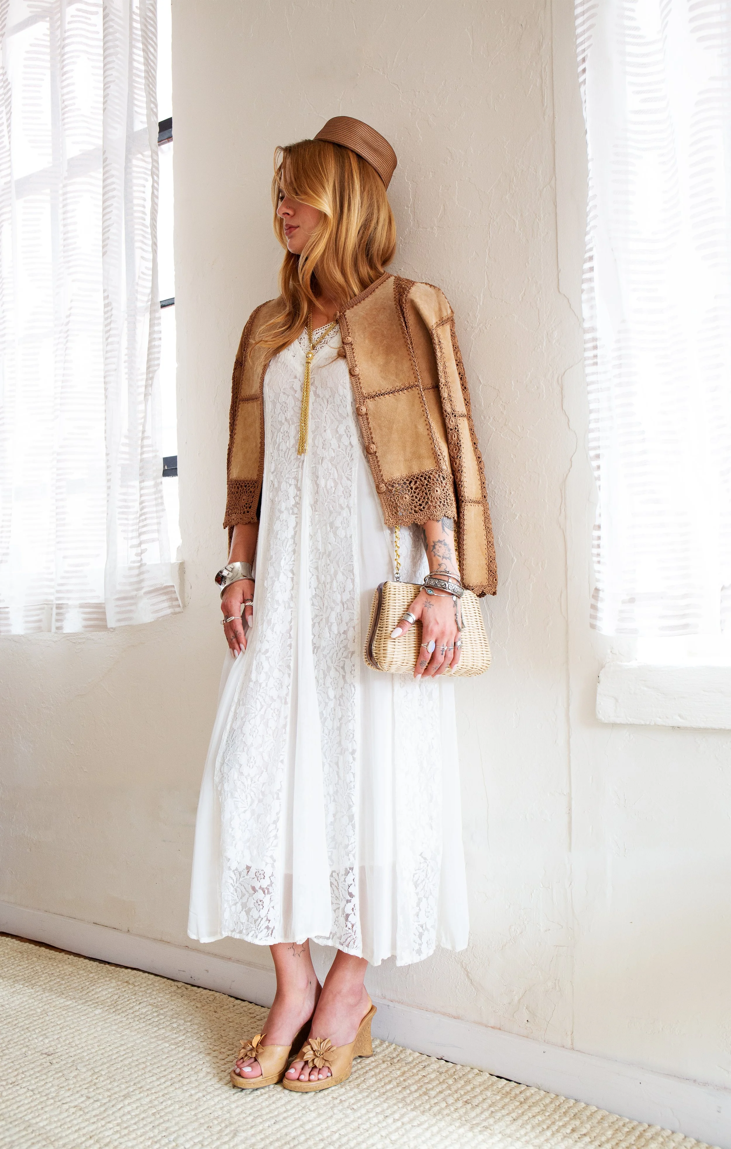 whitelacedress7.jpg