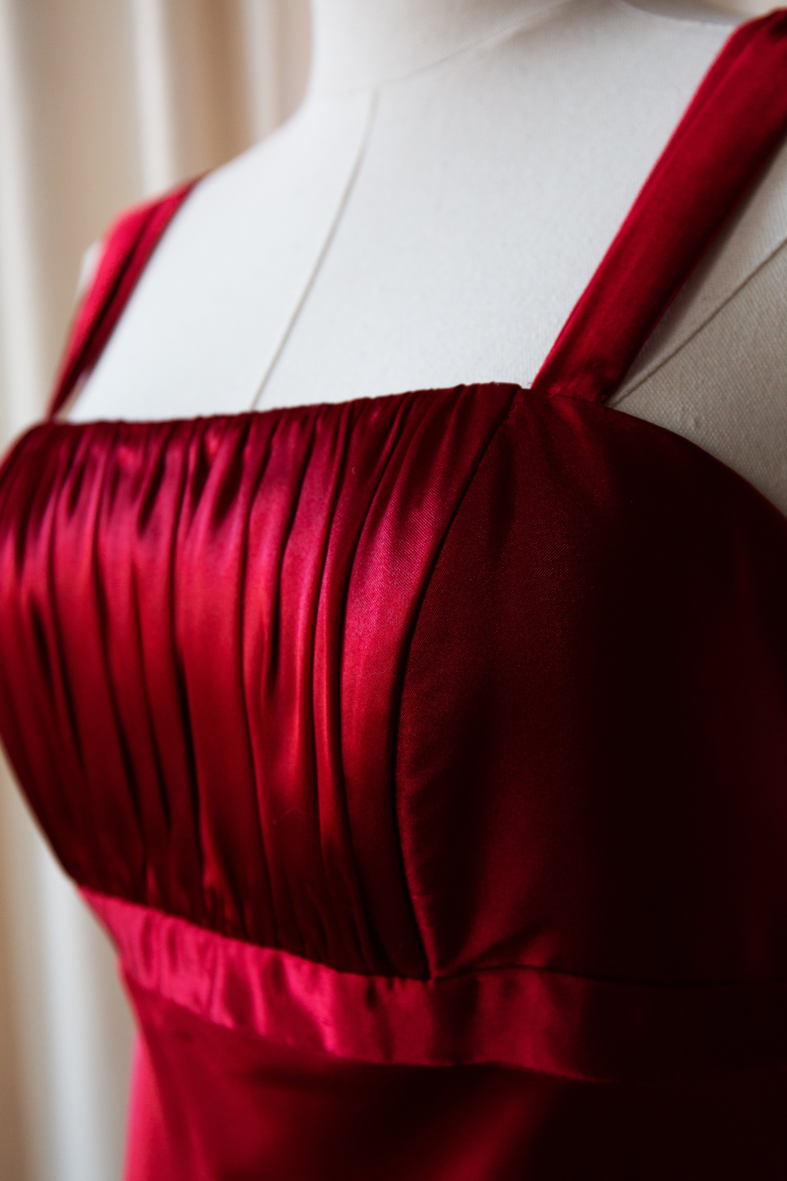 redsatindress5.jpg