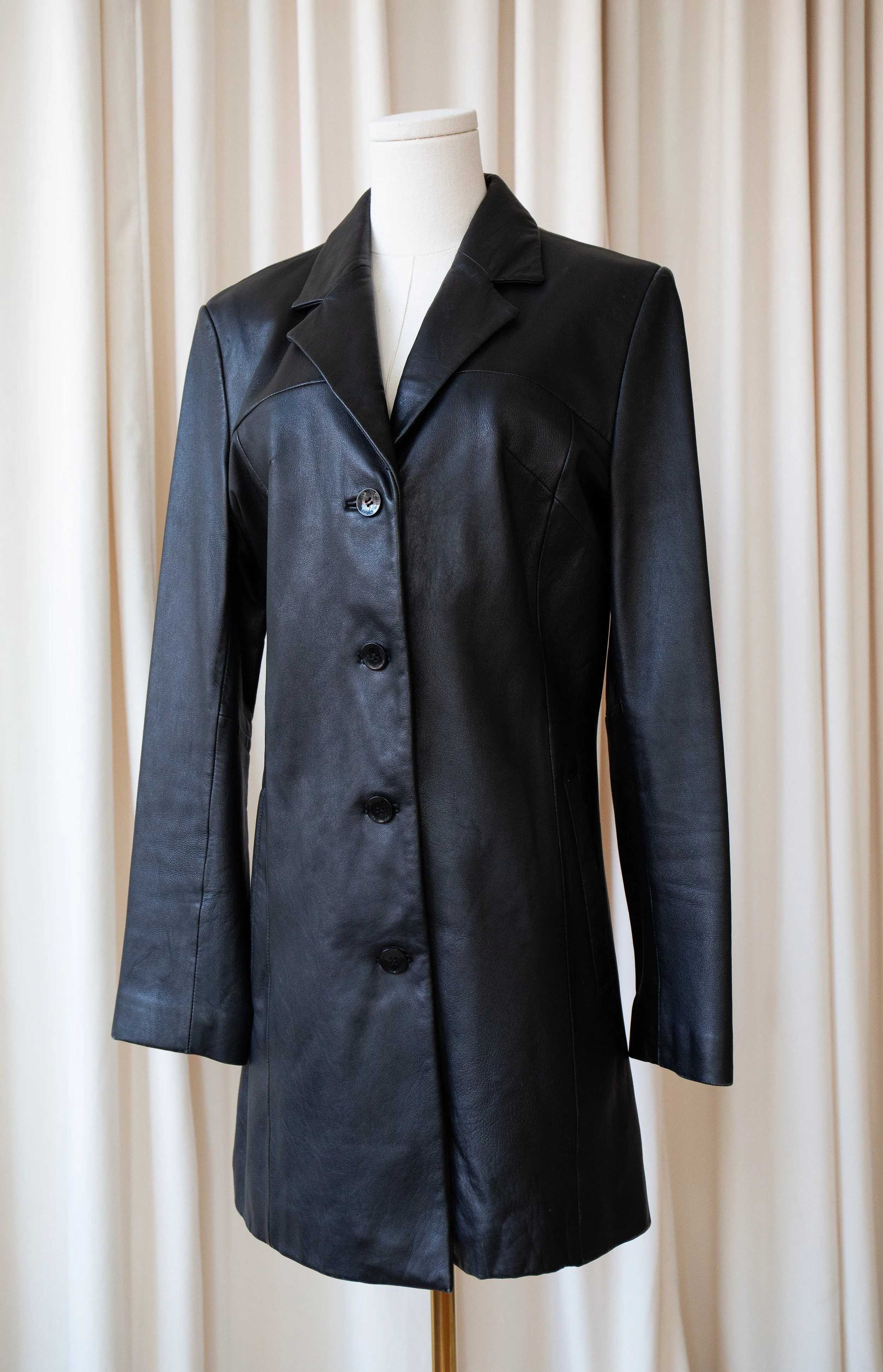 blackleather6.jpg