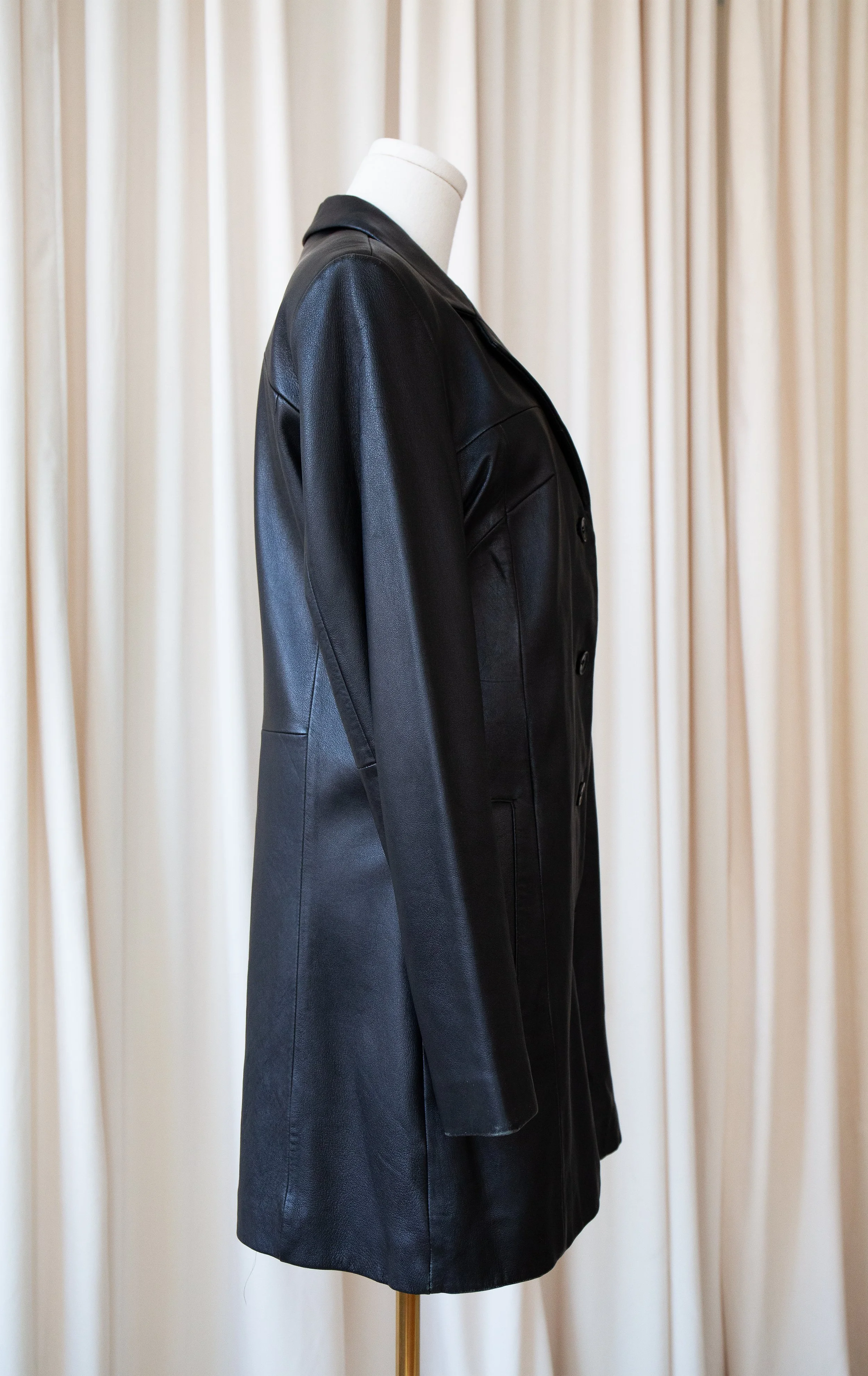 blackleather15.jpg