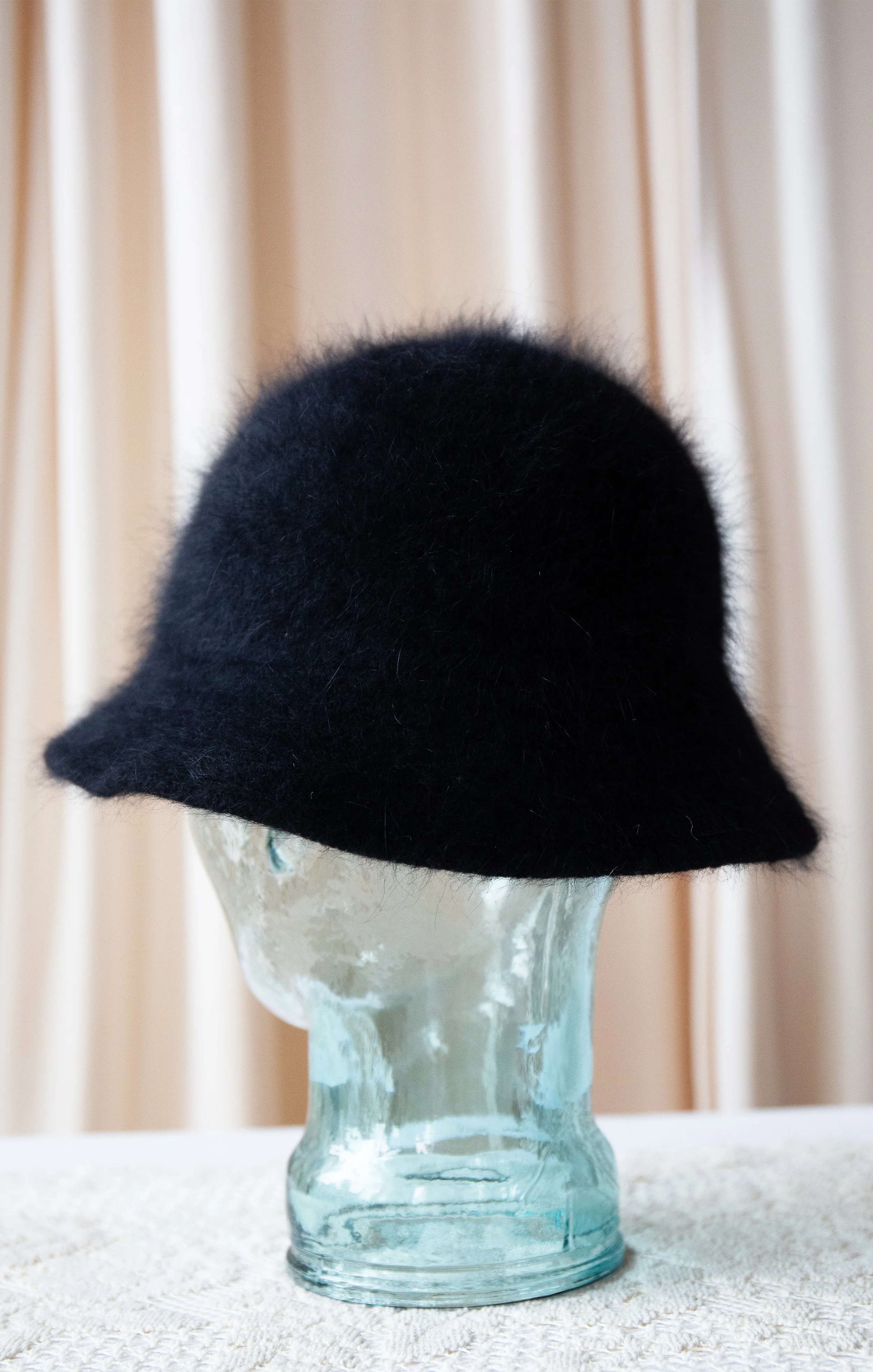 blackmohairhat5.jpg