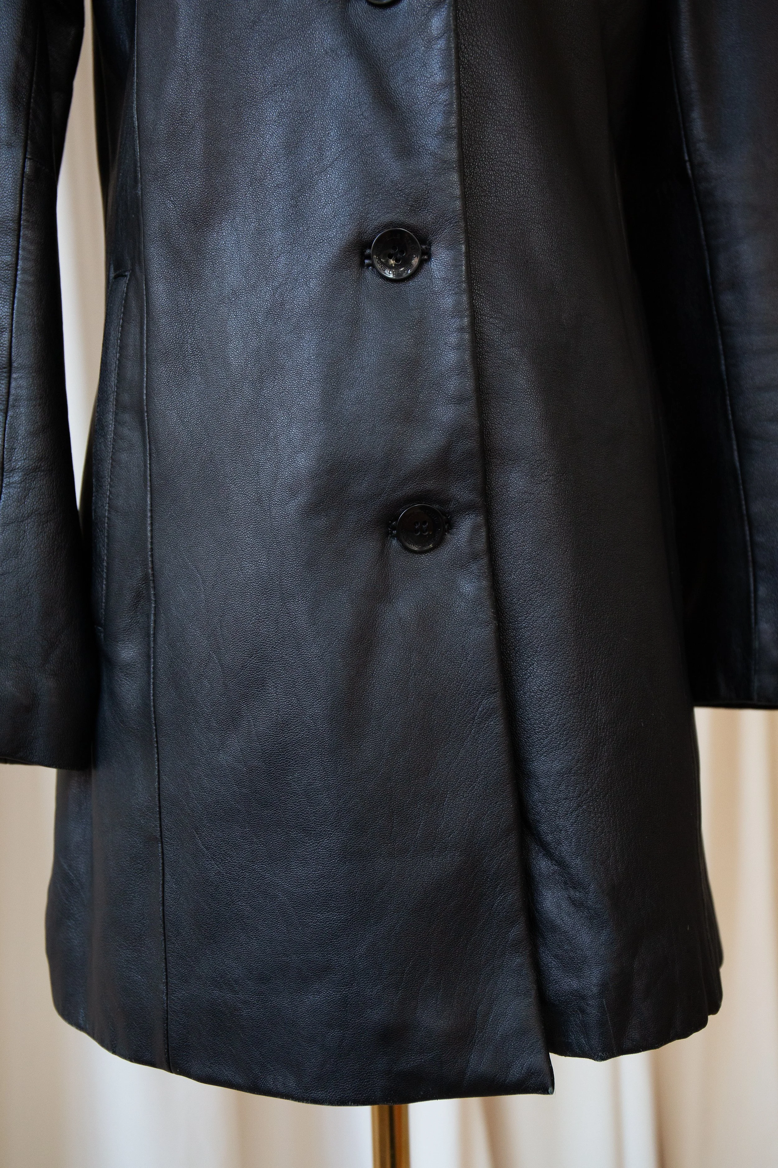 blackleather8.jpg