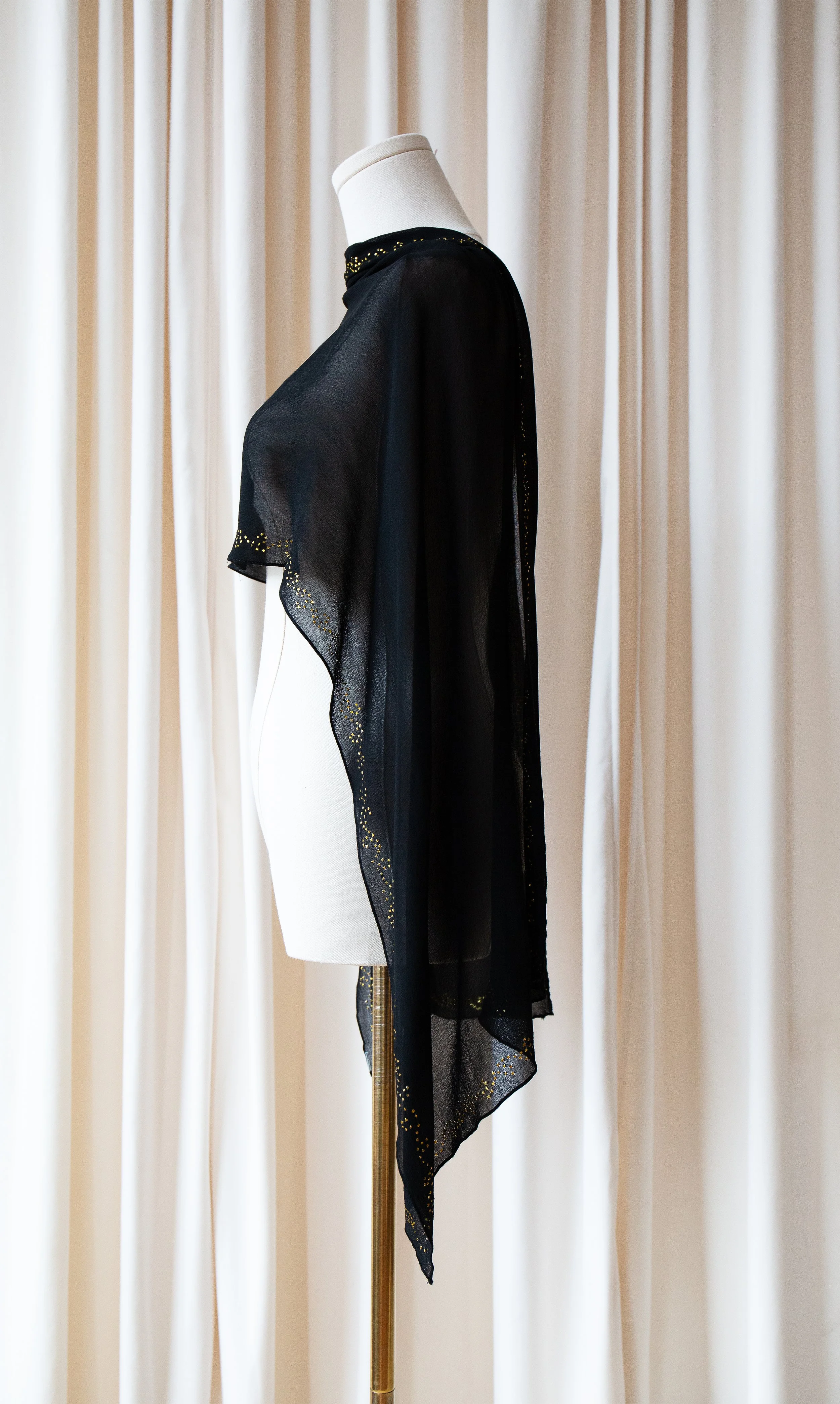 blackshawl8.jpg