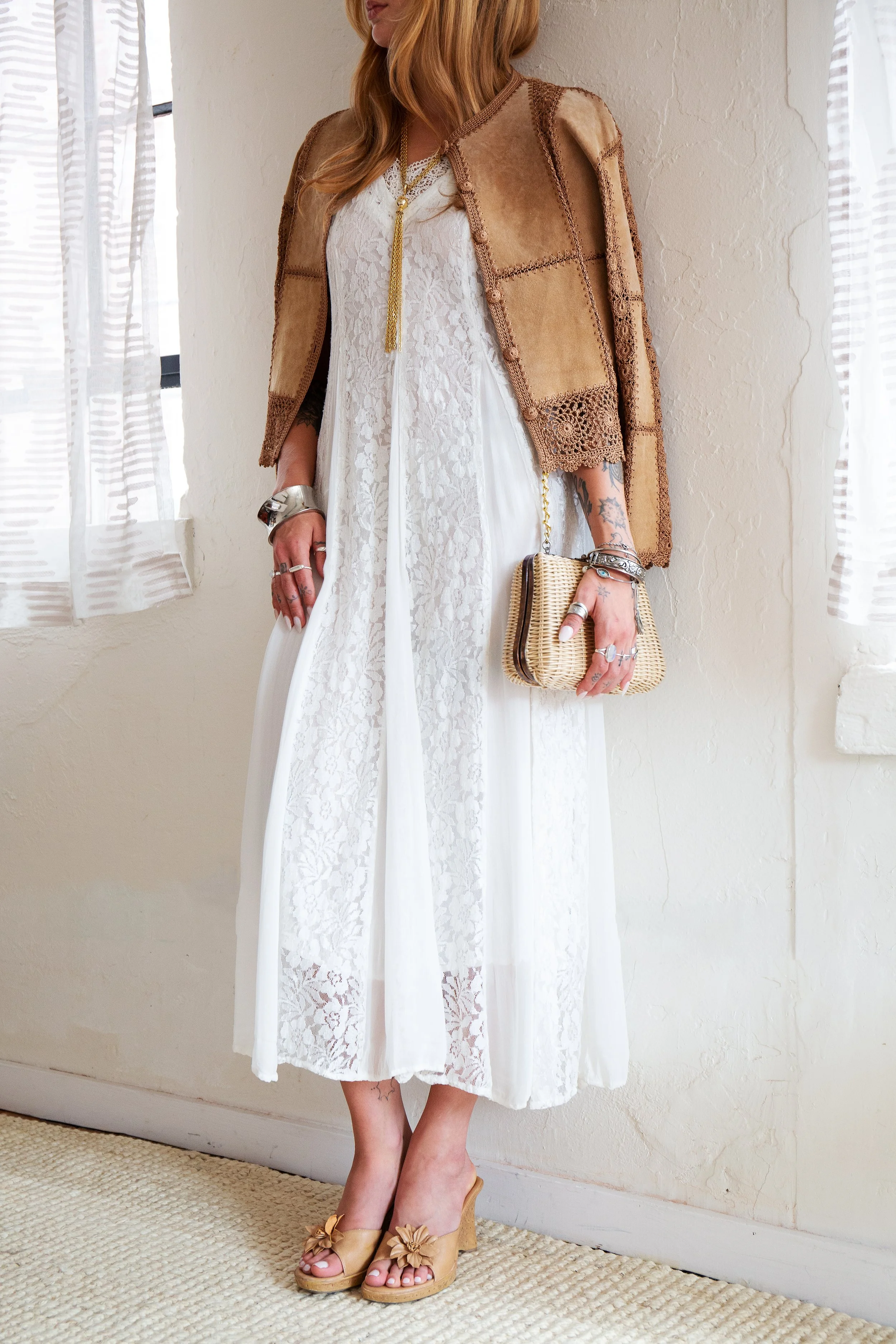 whitelacedress8.jpg