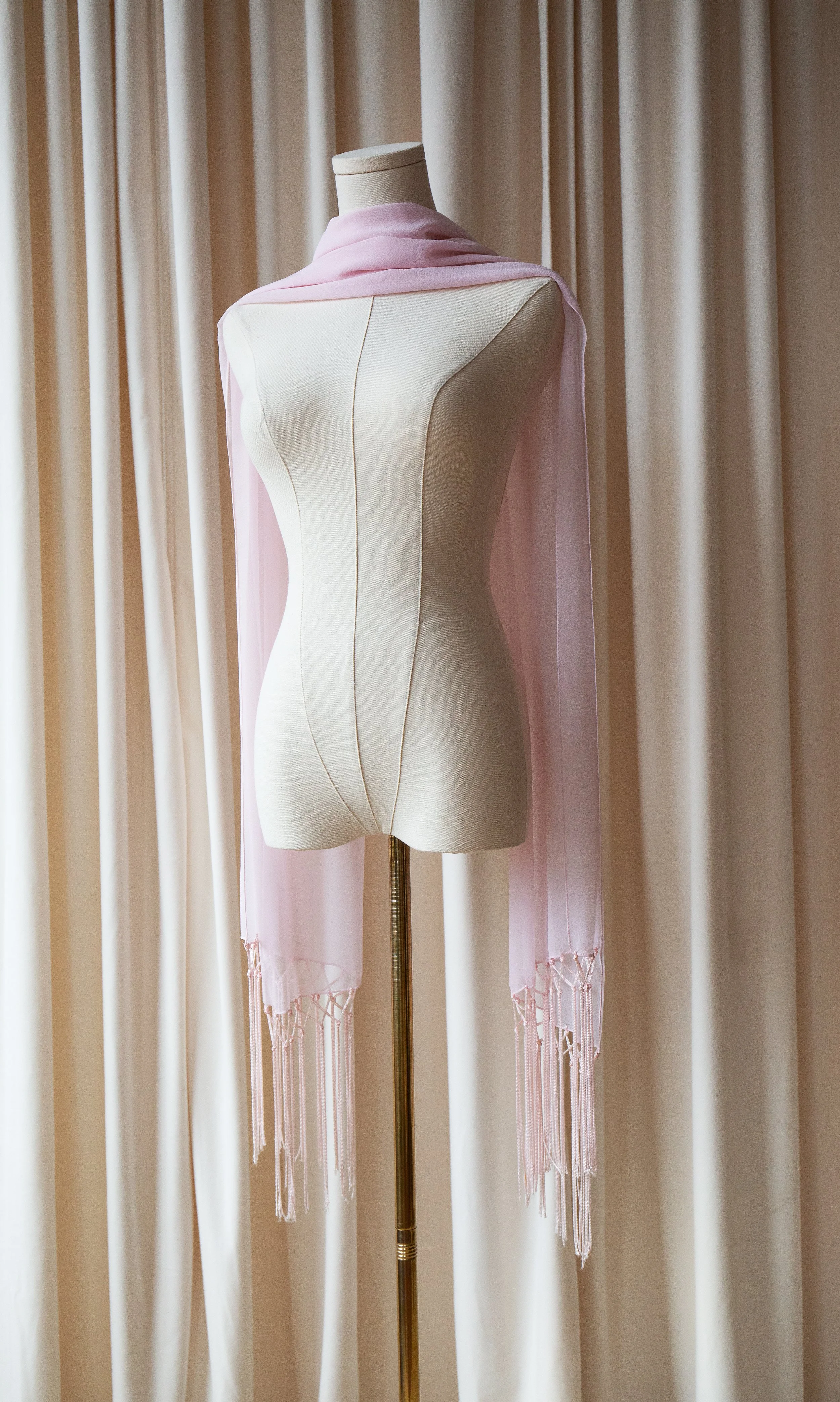 pinkscarf1.jpg