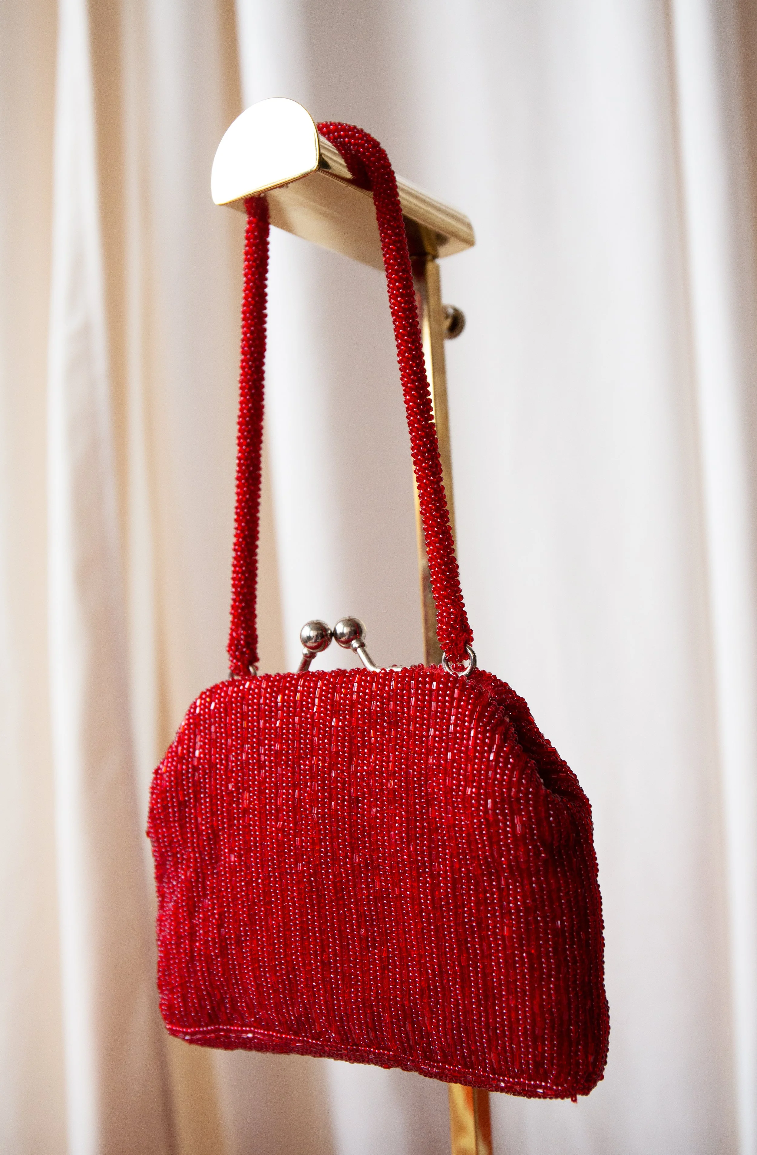 redbeadedhandbag8.jpg