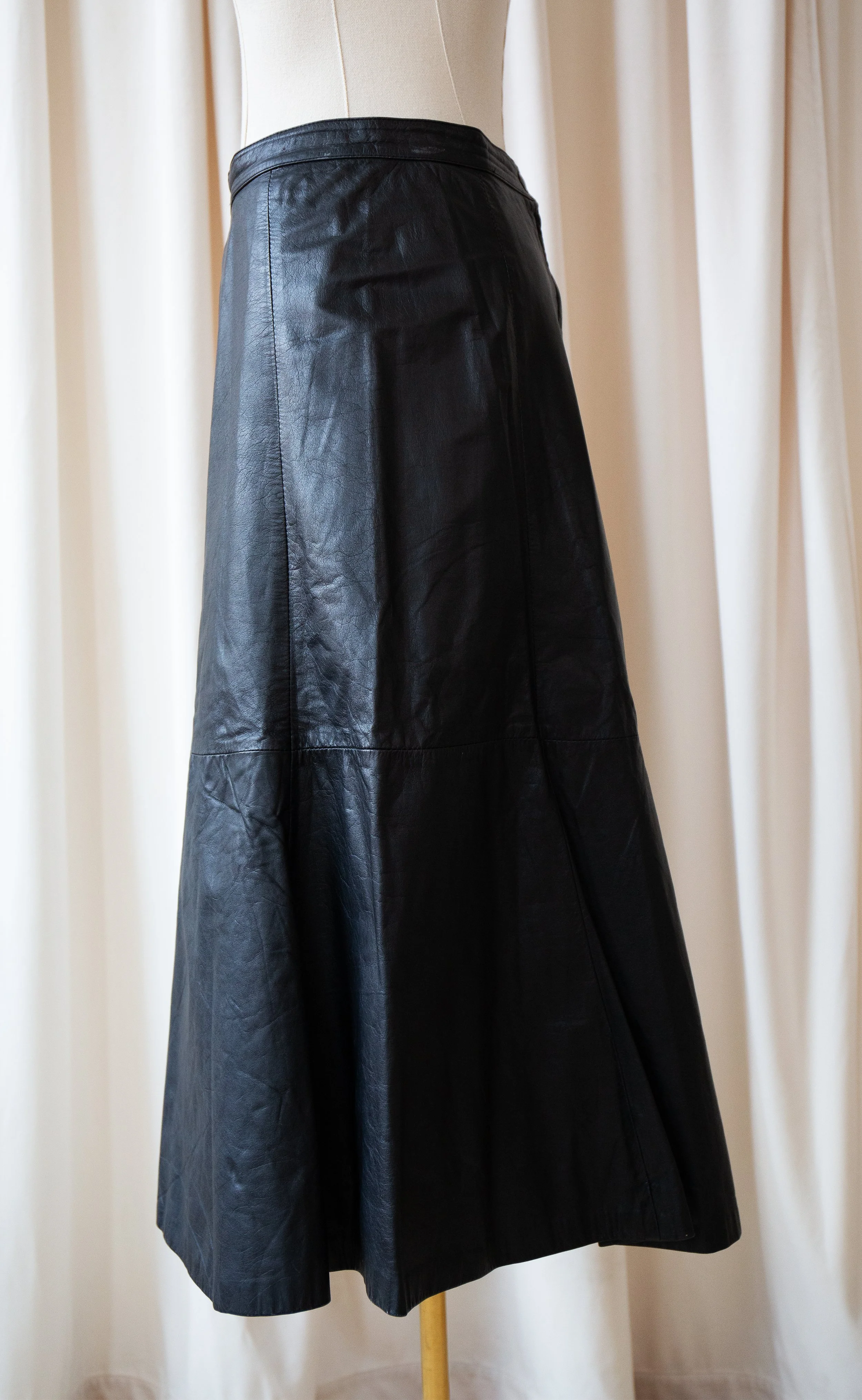 leathermaxiskirt11.jpg