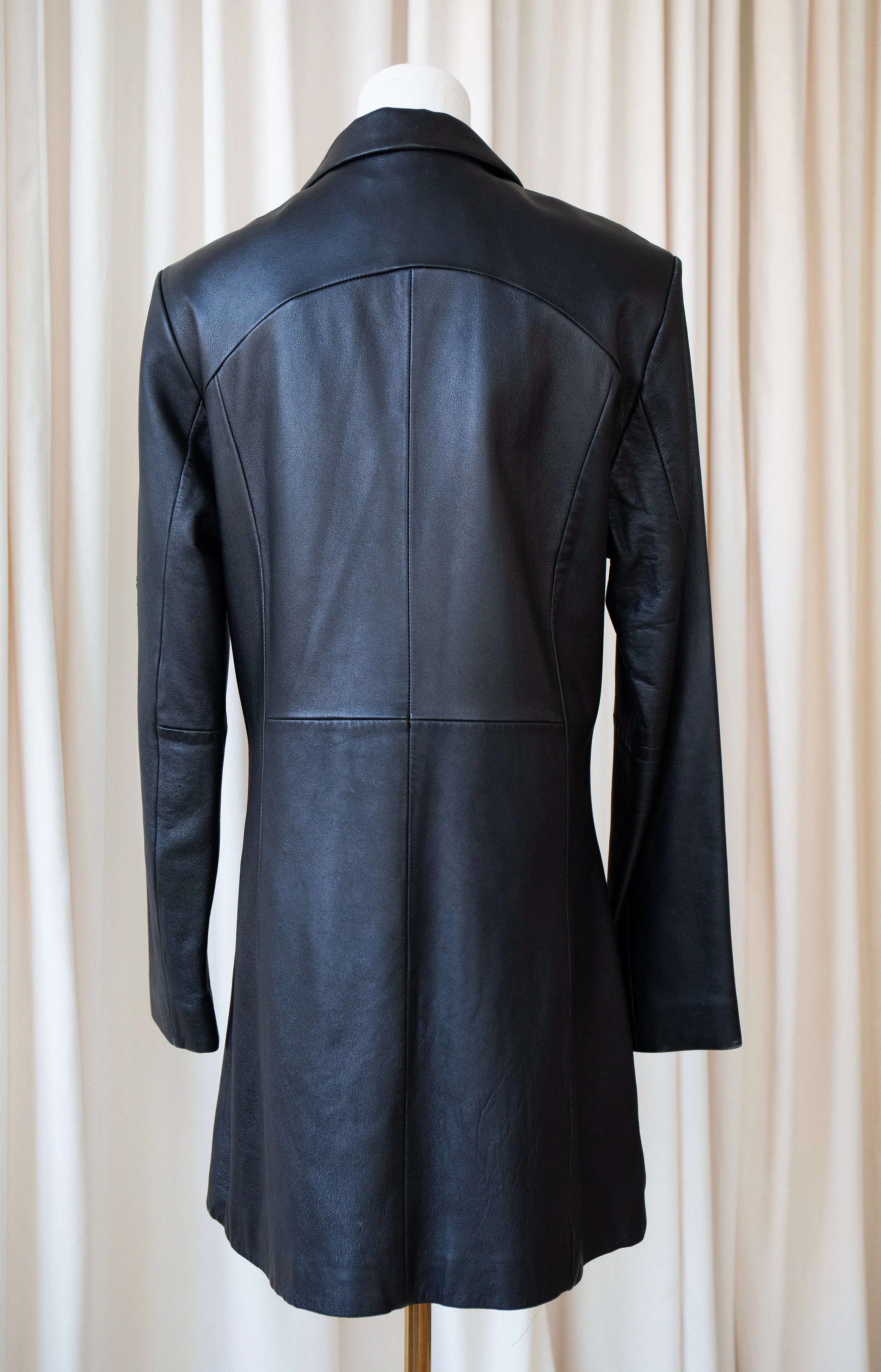 blackleather11.jpg