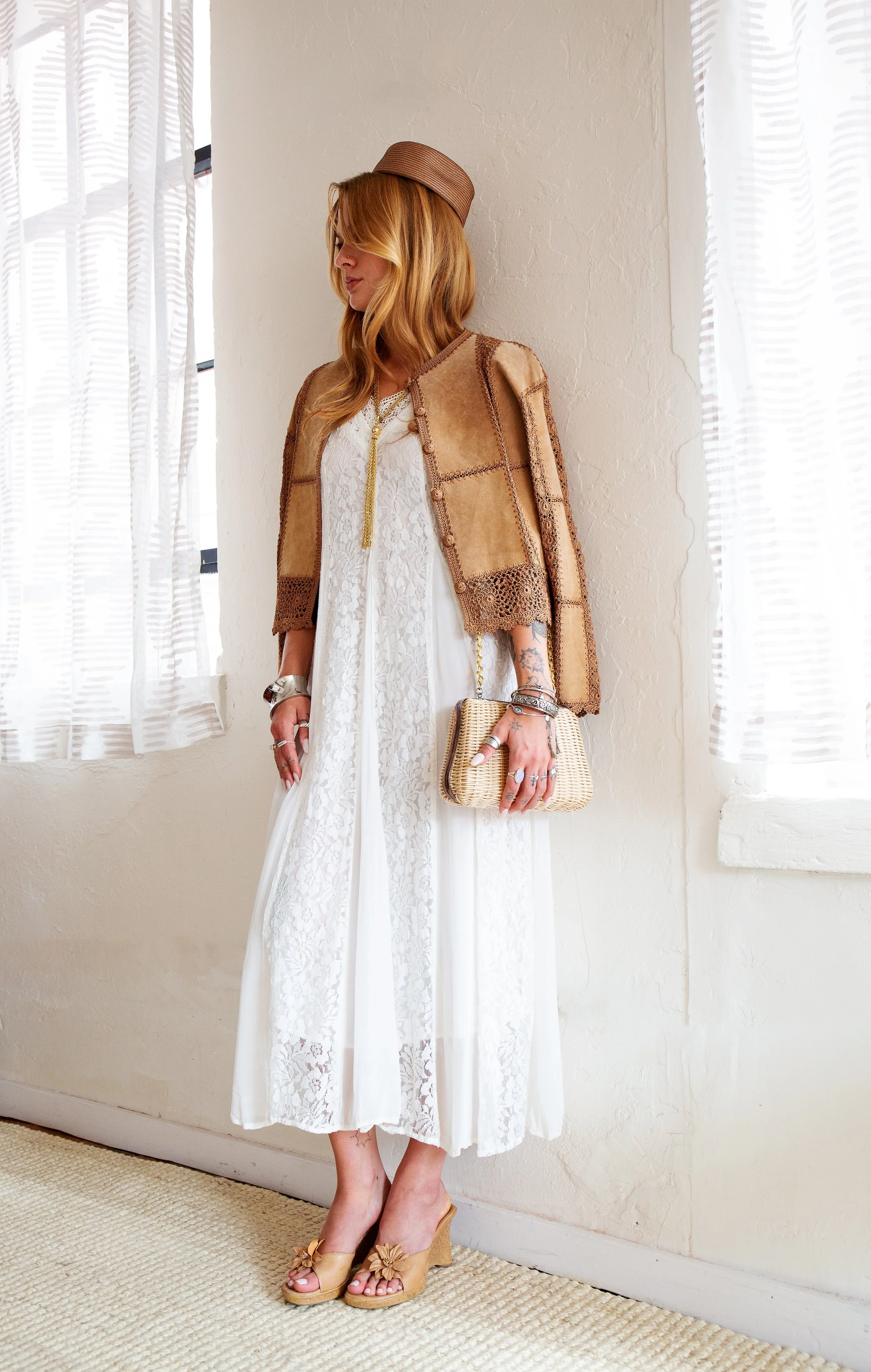 whitelacedress6.jpg