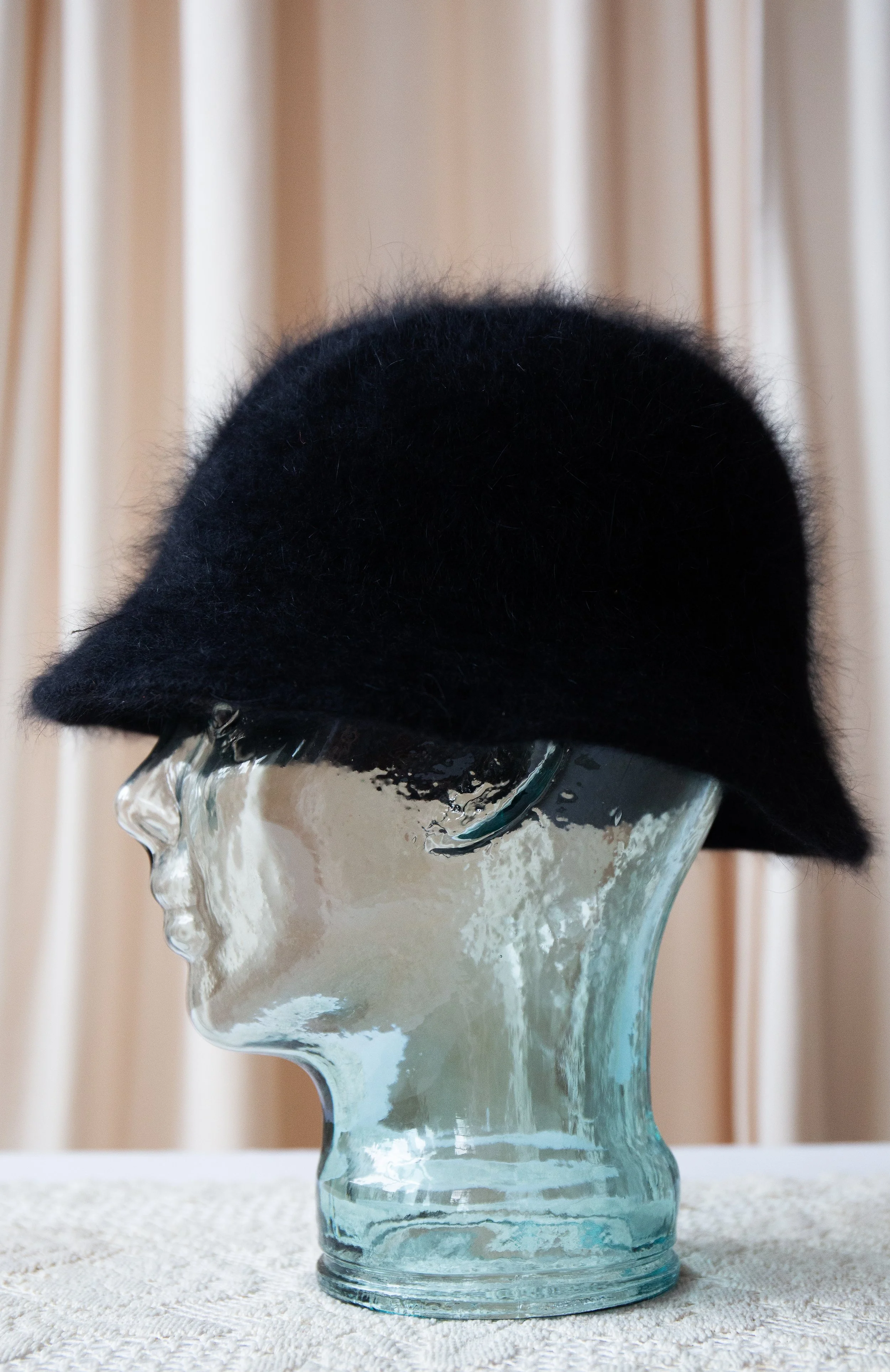 blackmohairhat3.jpg