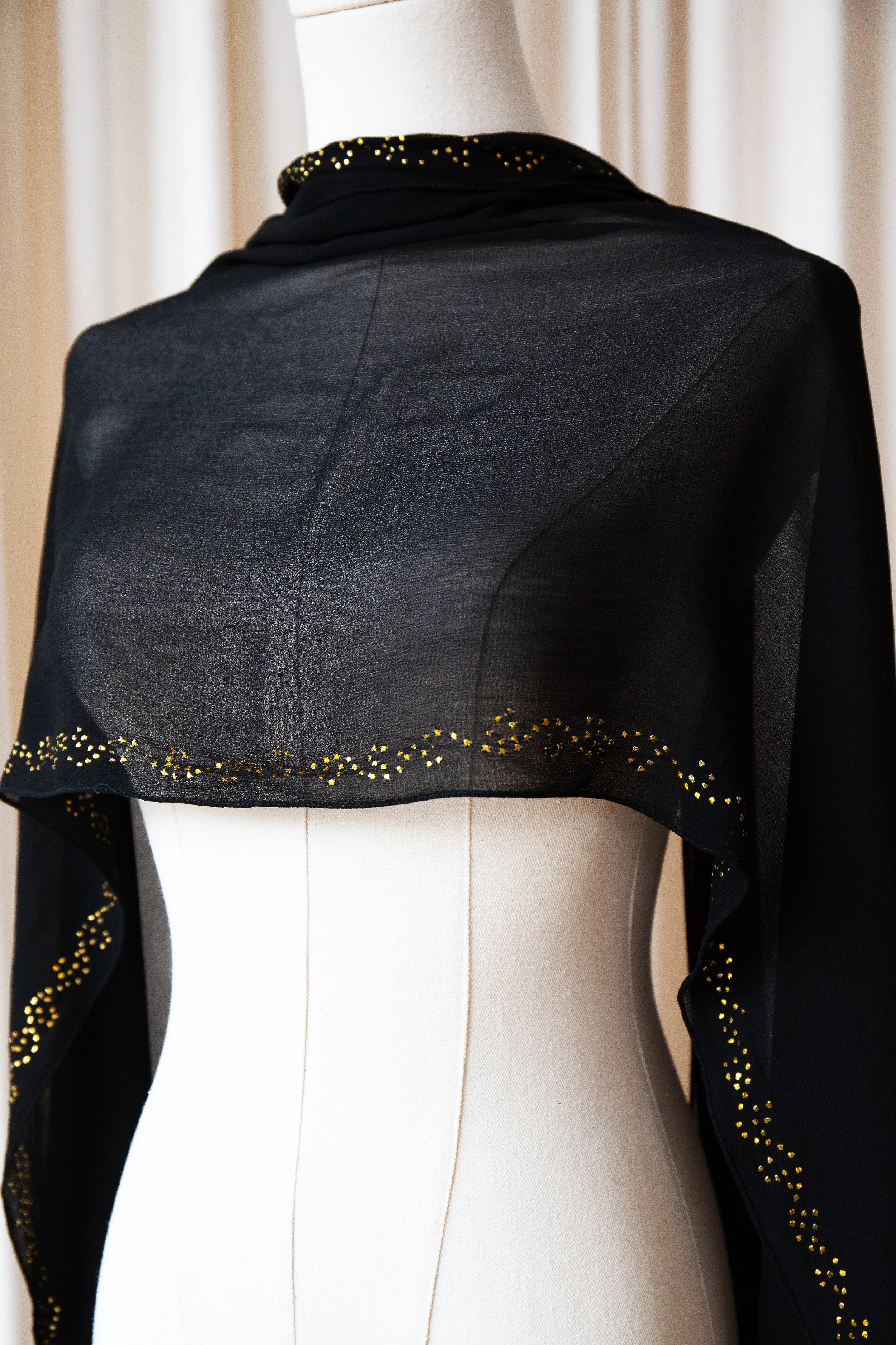 blackshawl22.jpg
