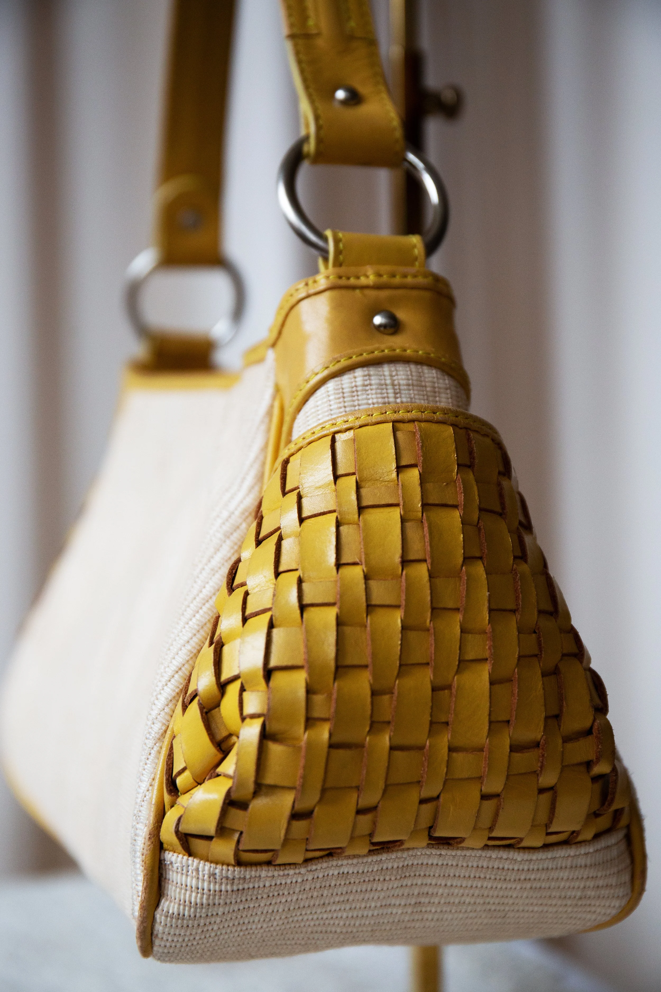 yellowcanvasbag8.jpg