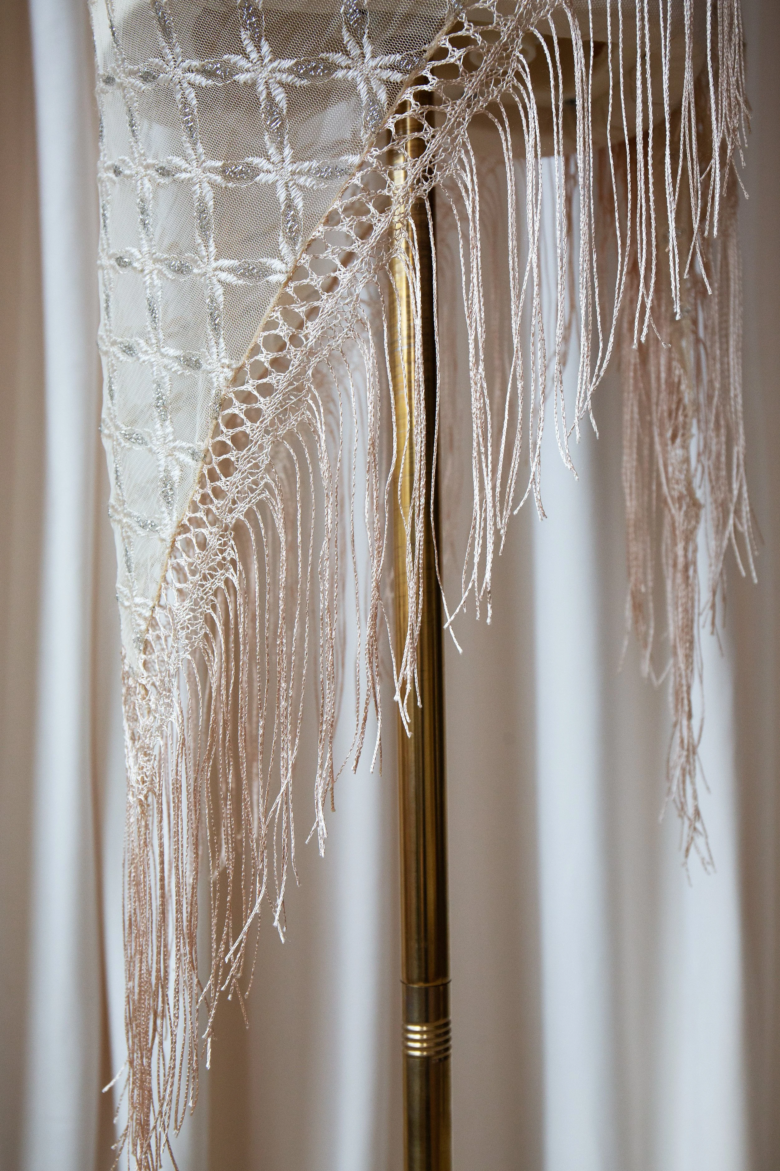 silvercreamscarf14.jpg