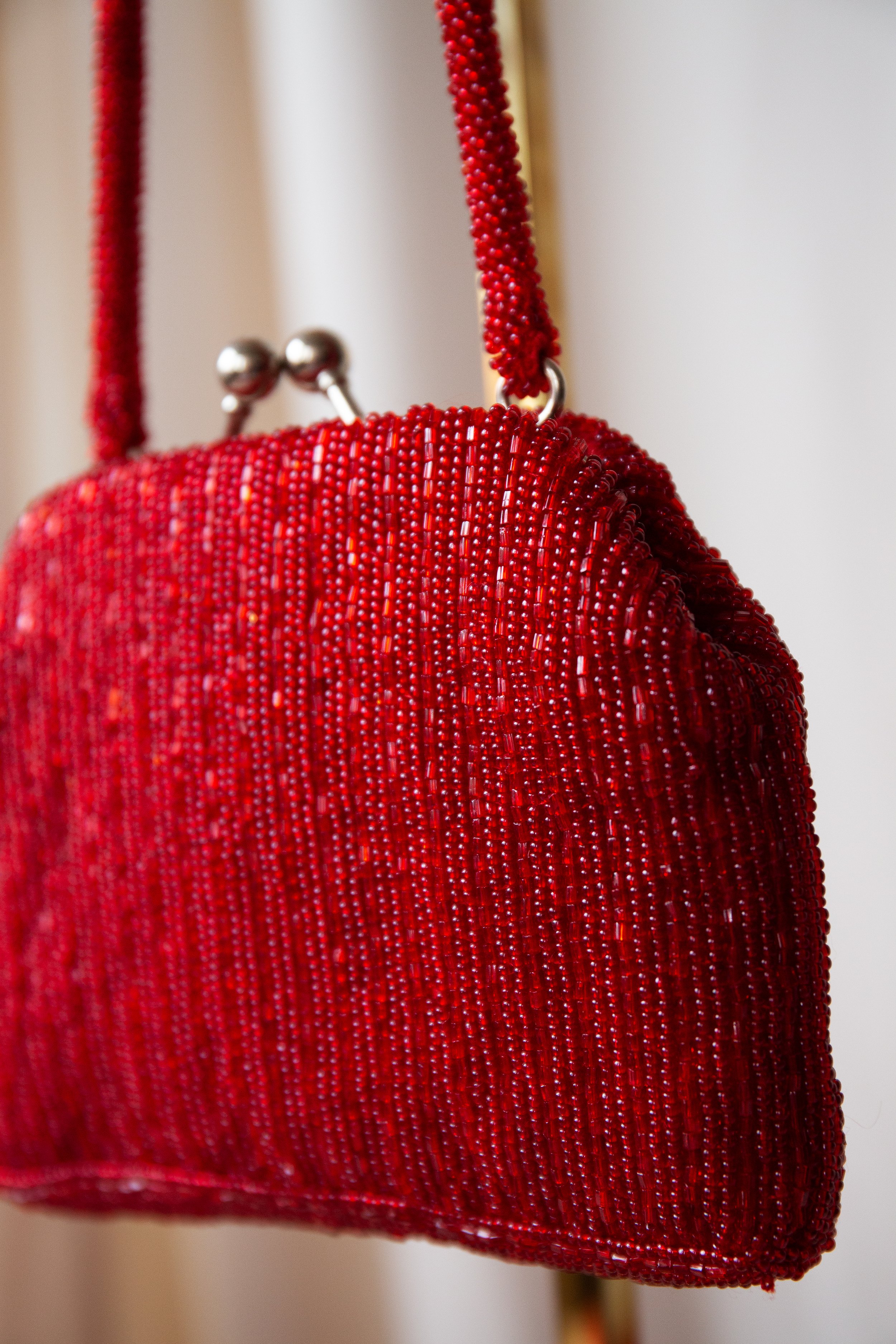 redbeadedhandbag7.jpg