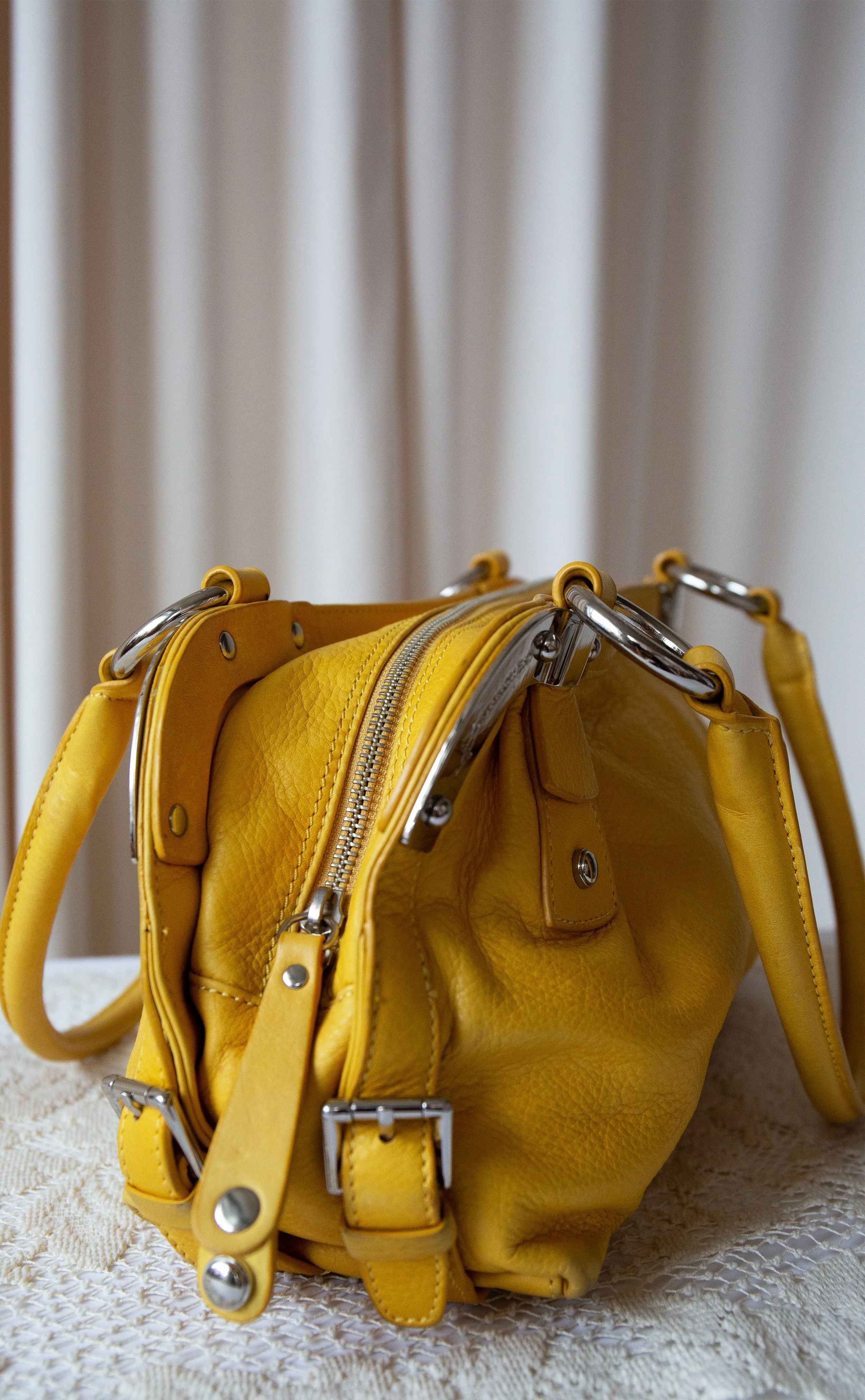 yellowhandbag37.jpg