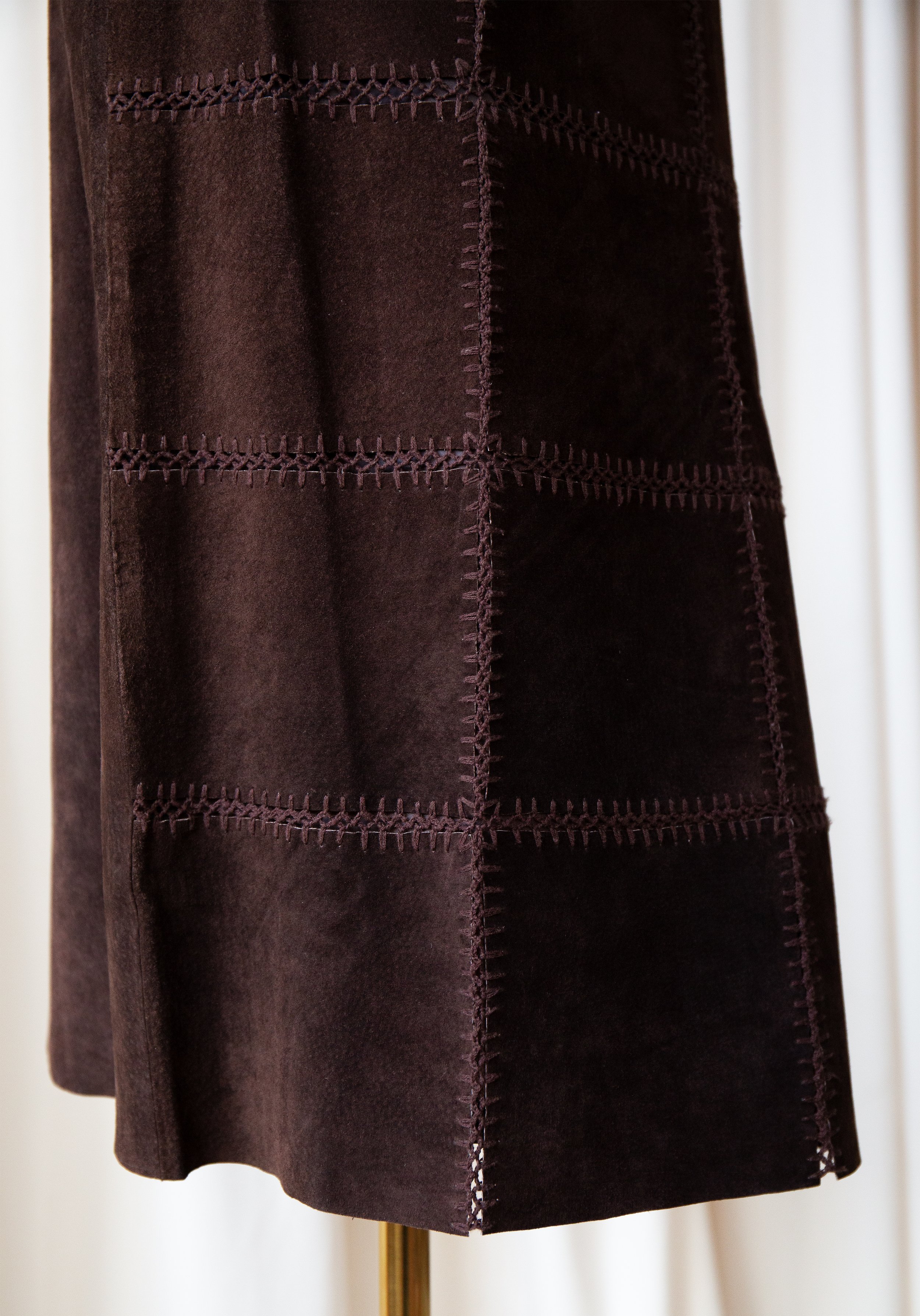 brownsuede16.jpg