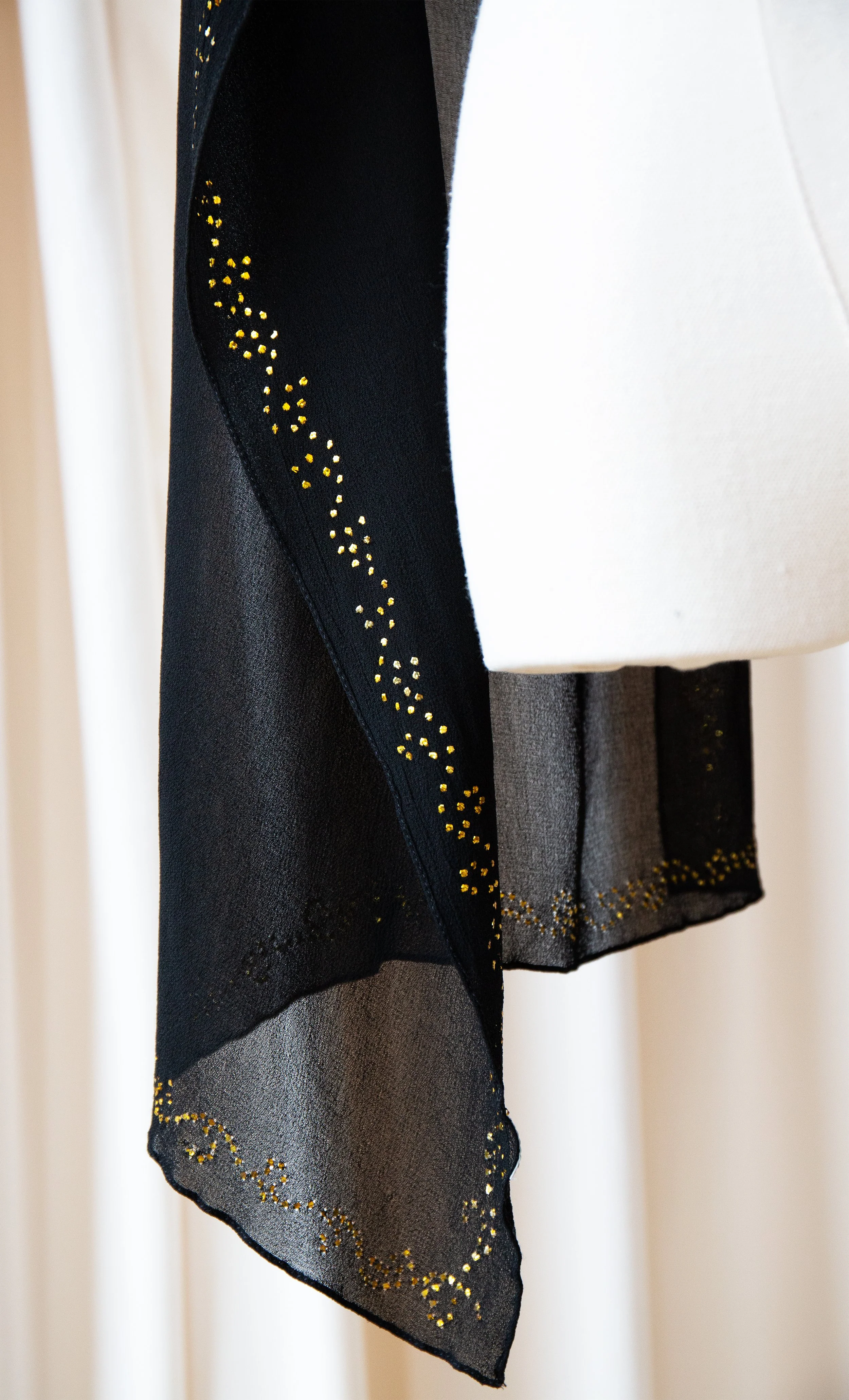blackshawl5.jpg