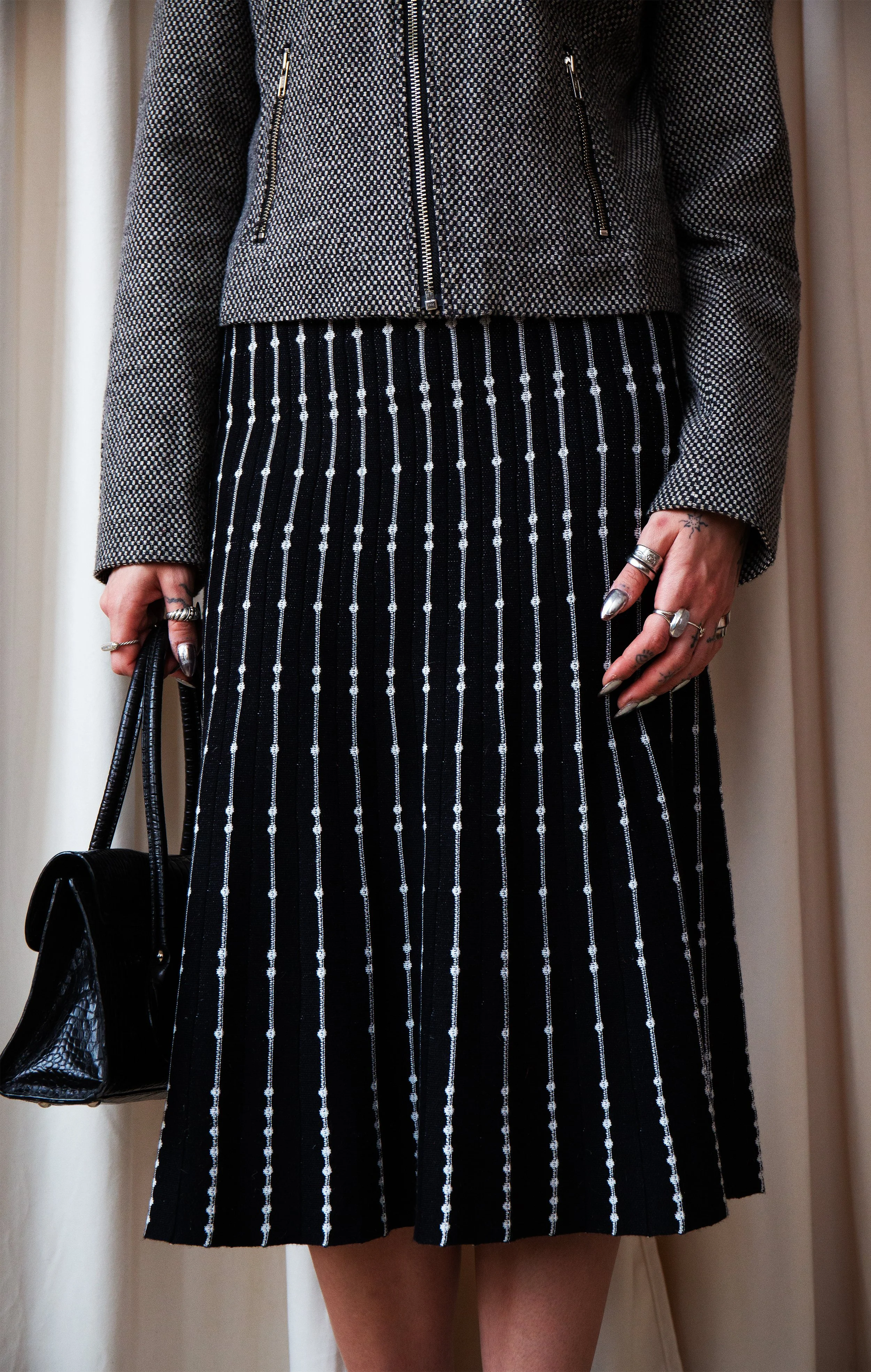 maxstudioskirt1.jpg