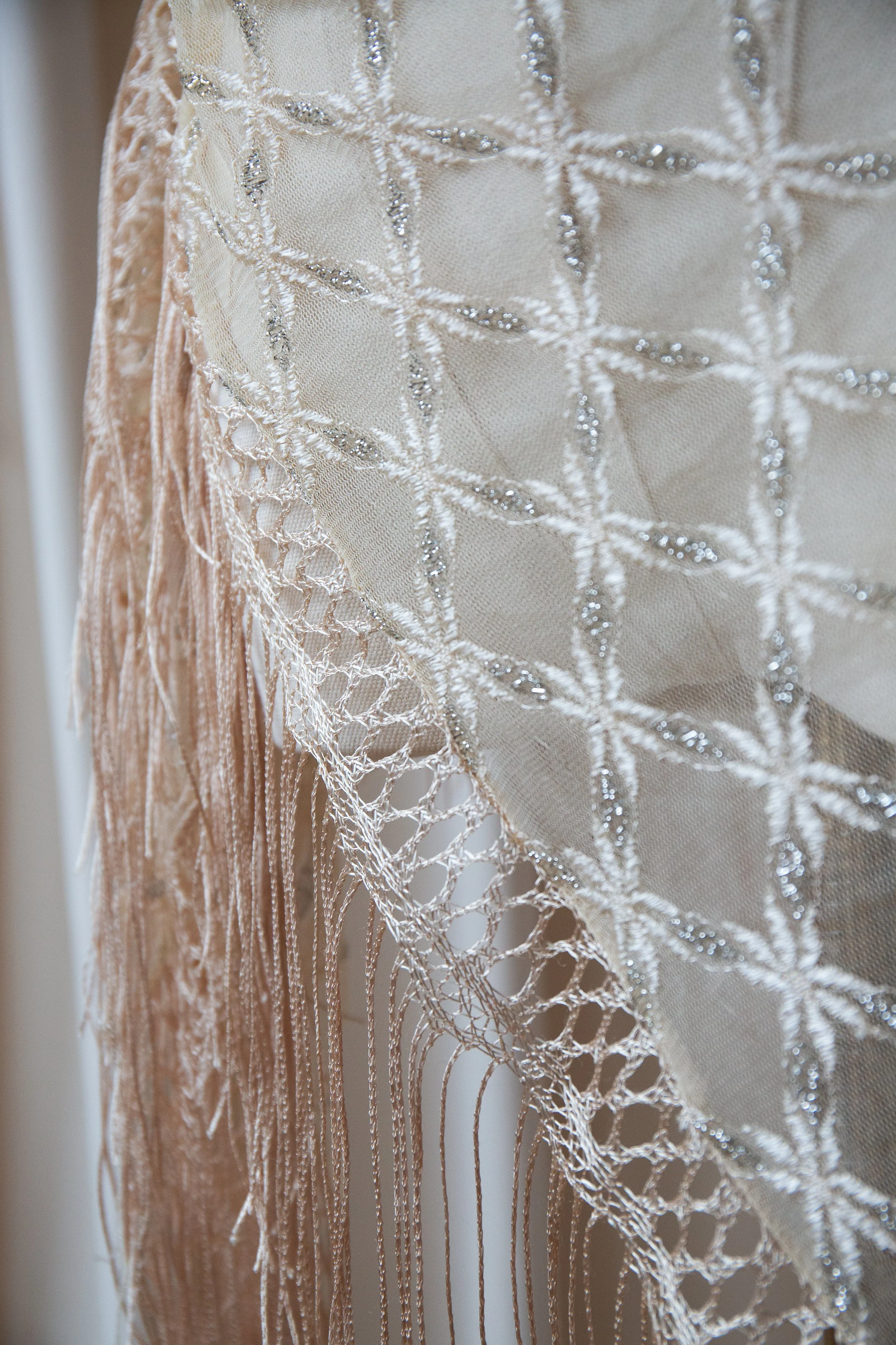 creamsilverscarf7.jpg