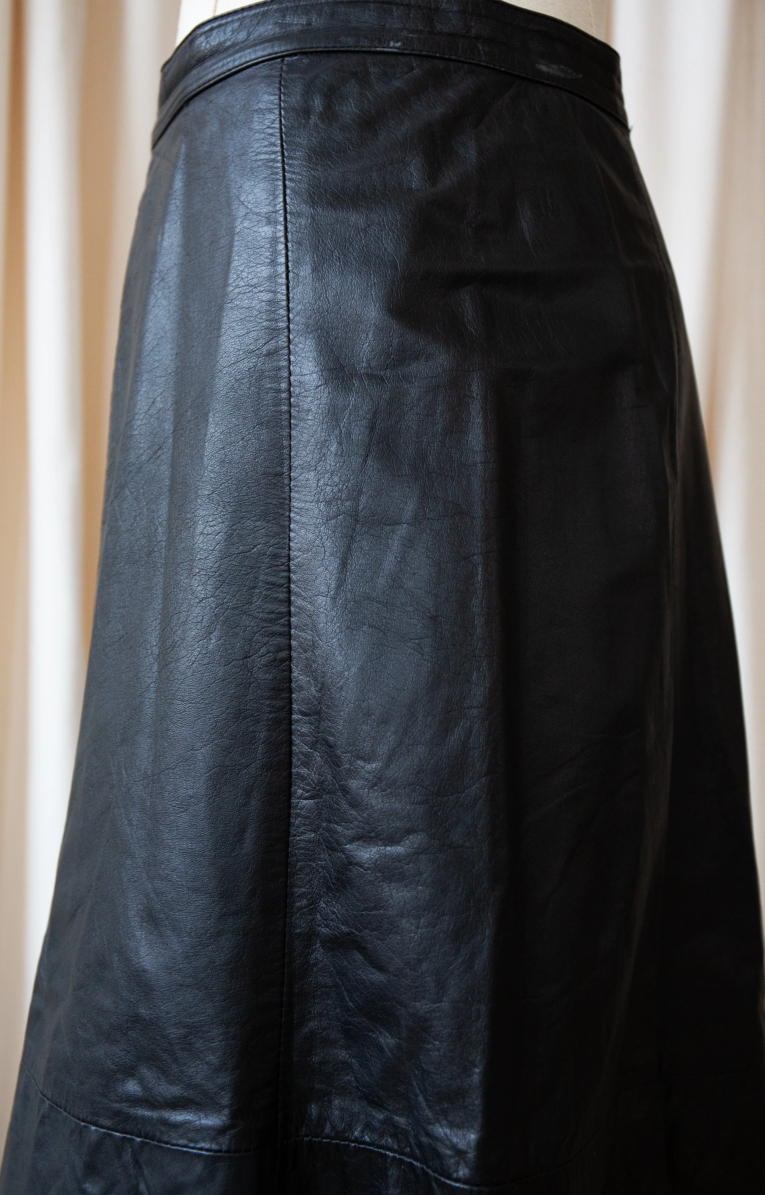 leathermaxiskirt15.jpg