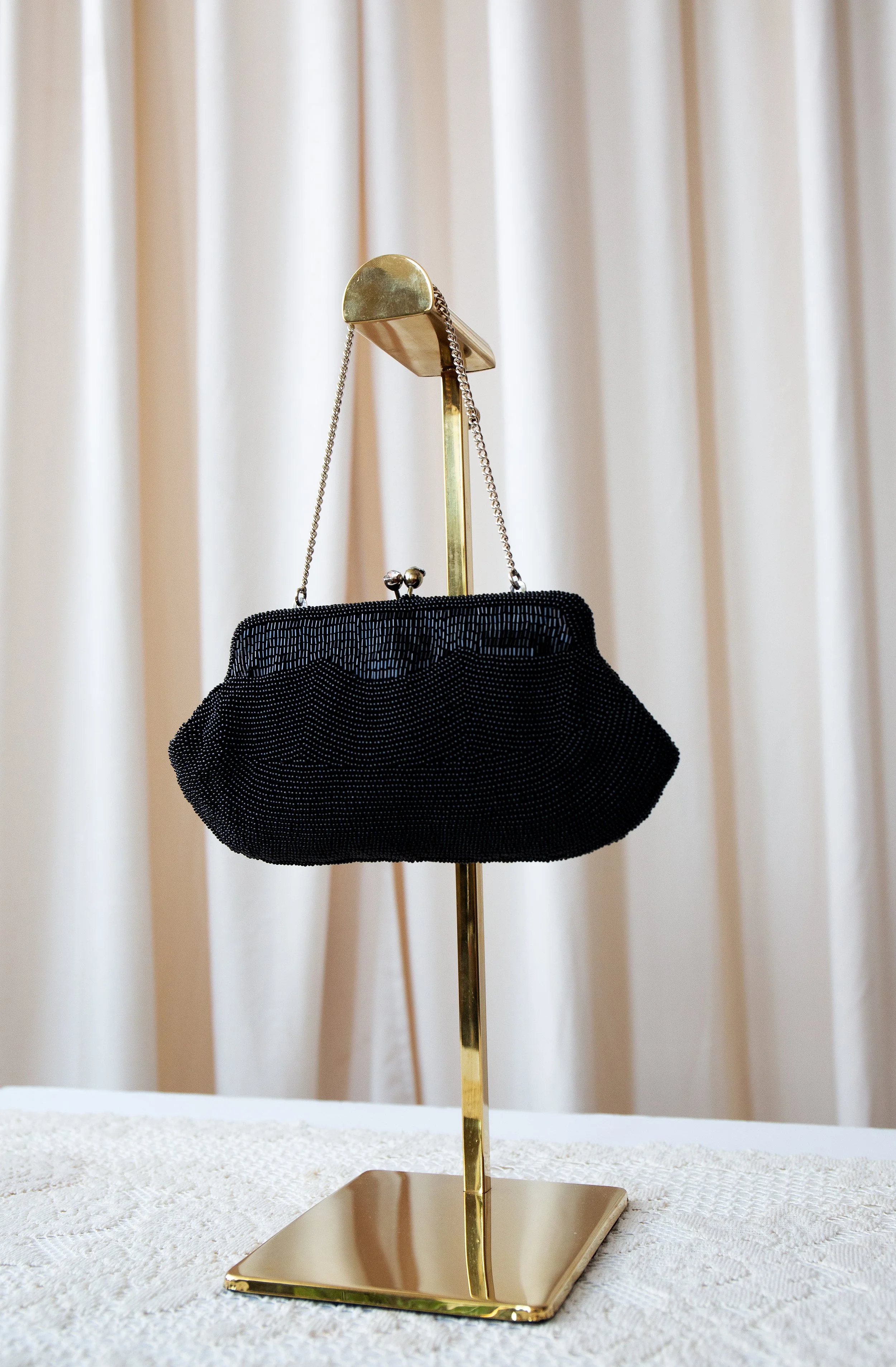 beadedblackhandbag1.jpg