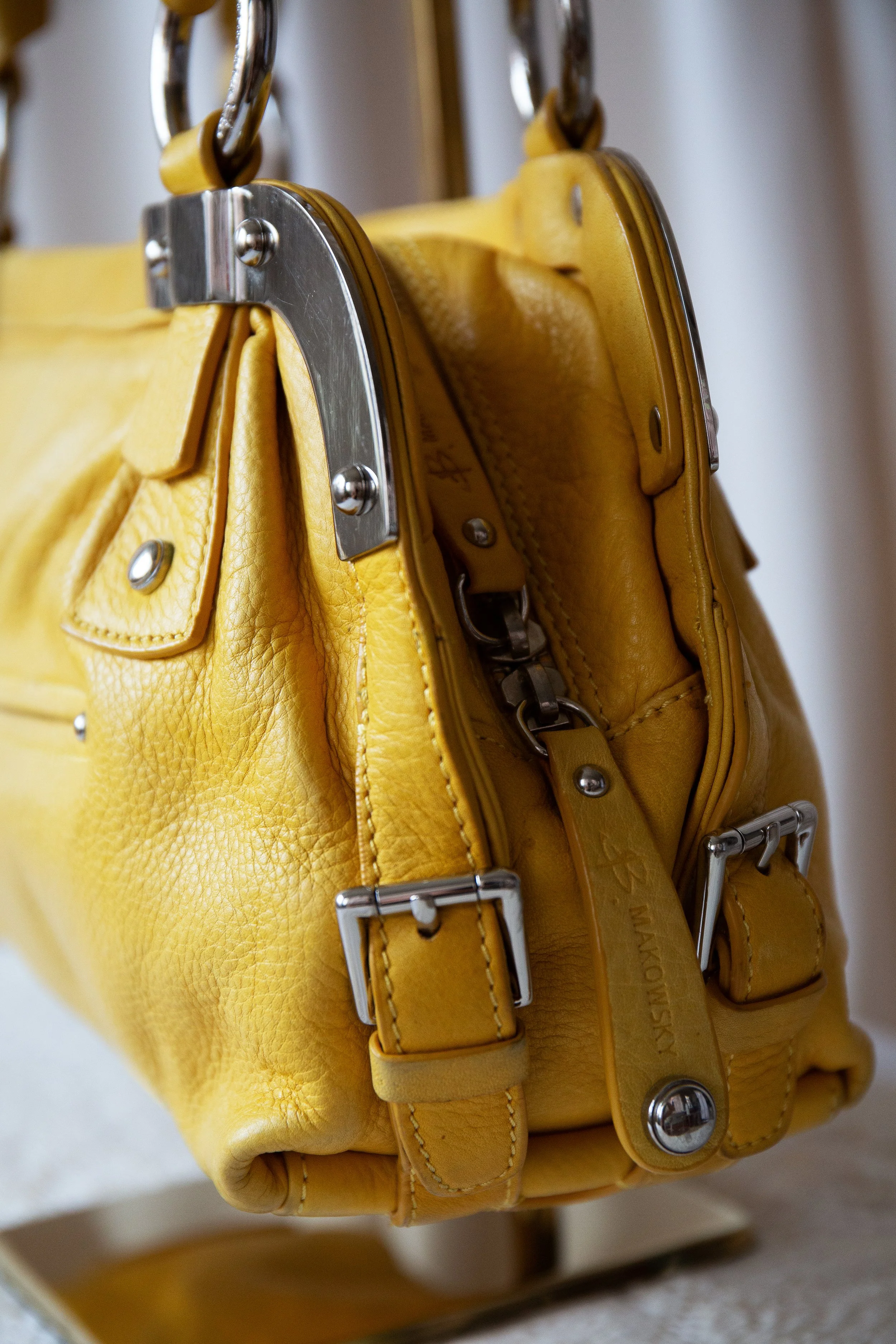 yellowhandbag16.jpg