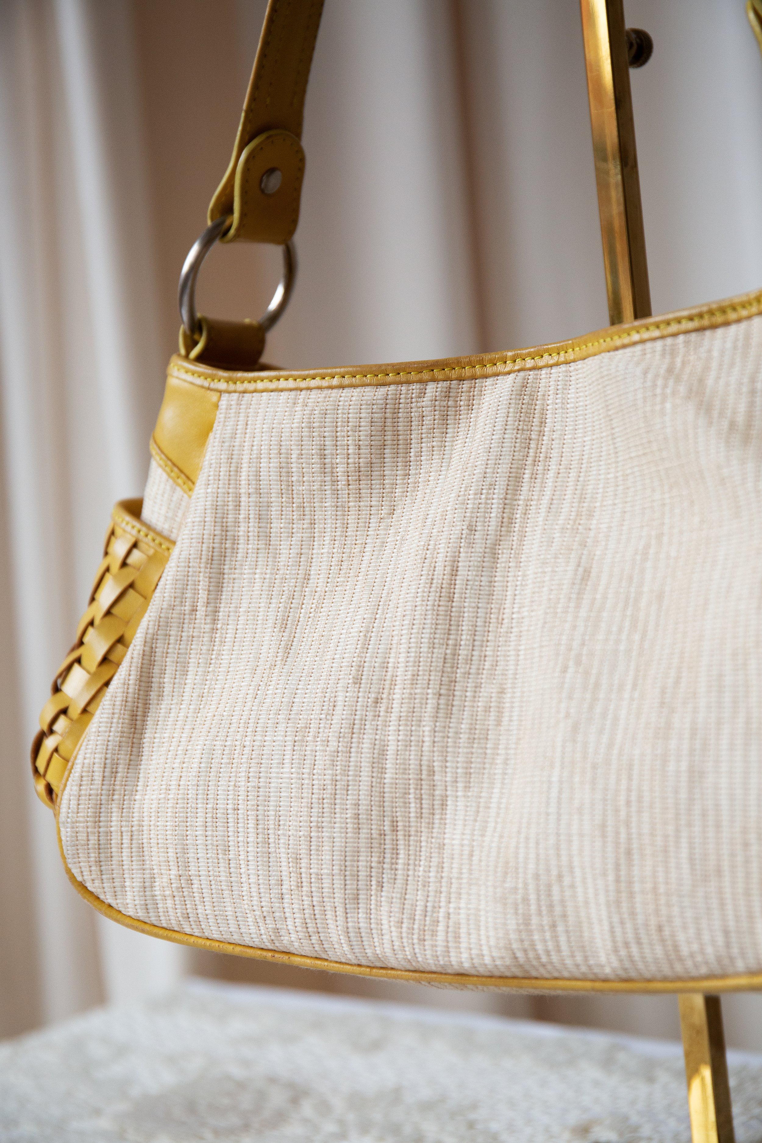 yellowcanvasbag21.jpg