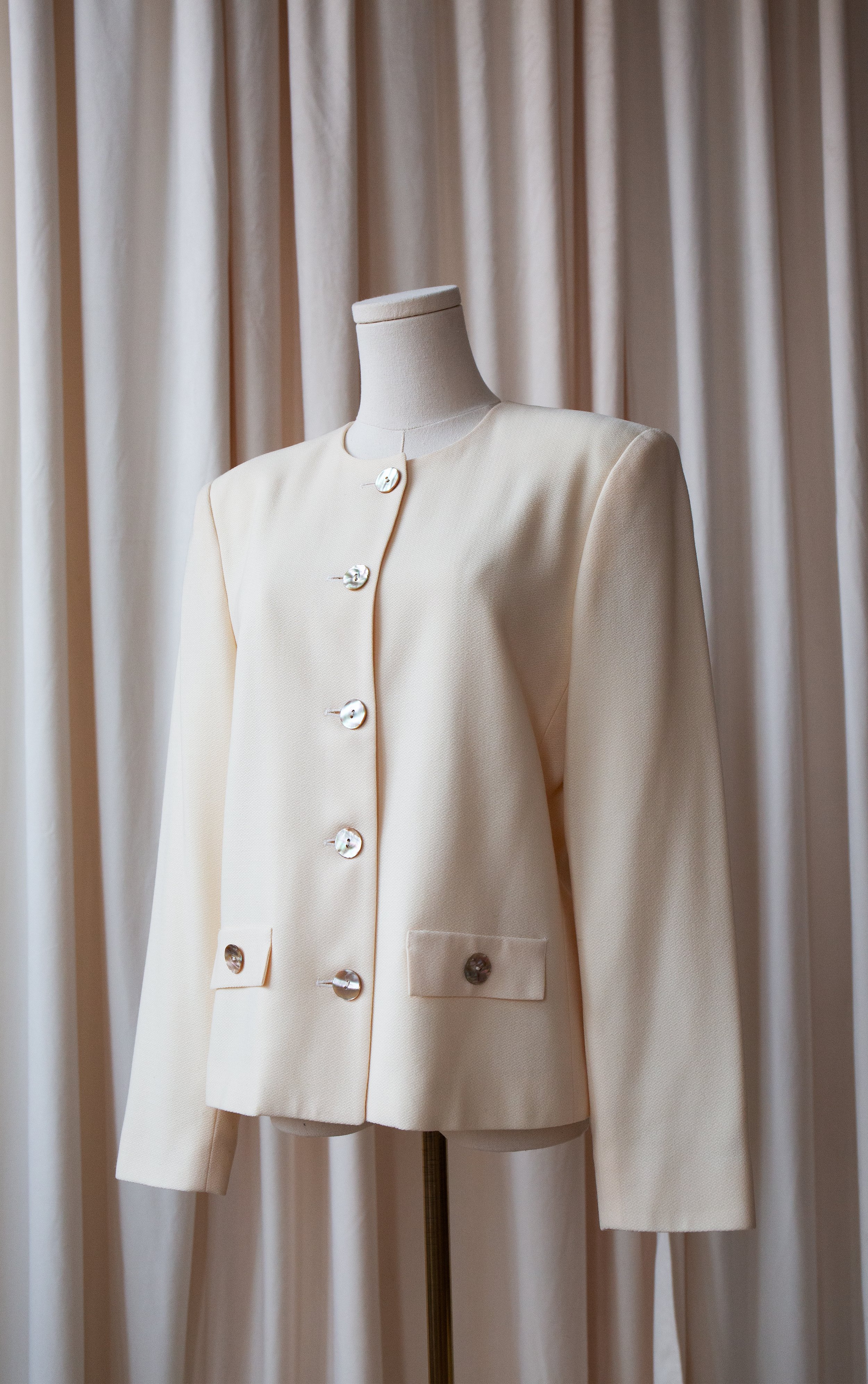 creamblazer1.jpg
