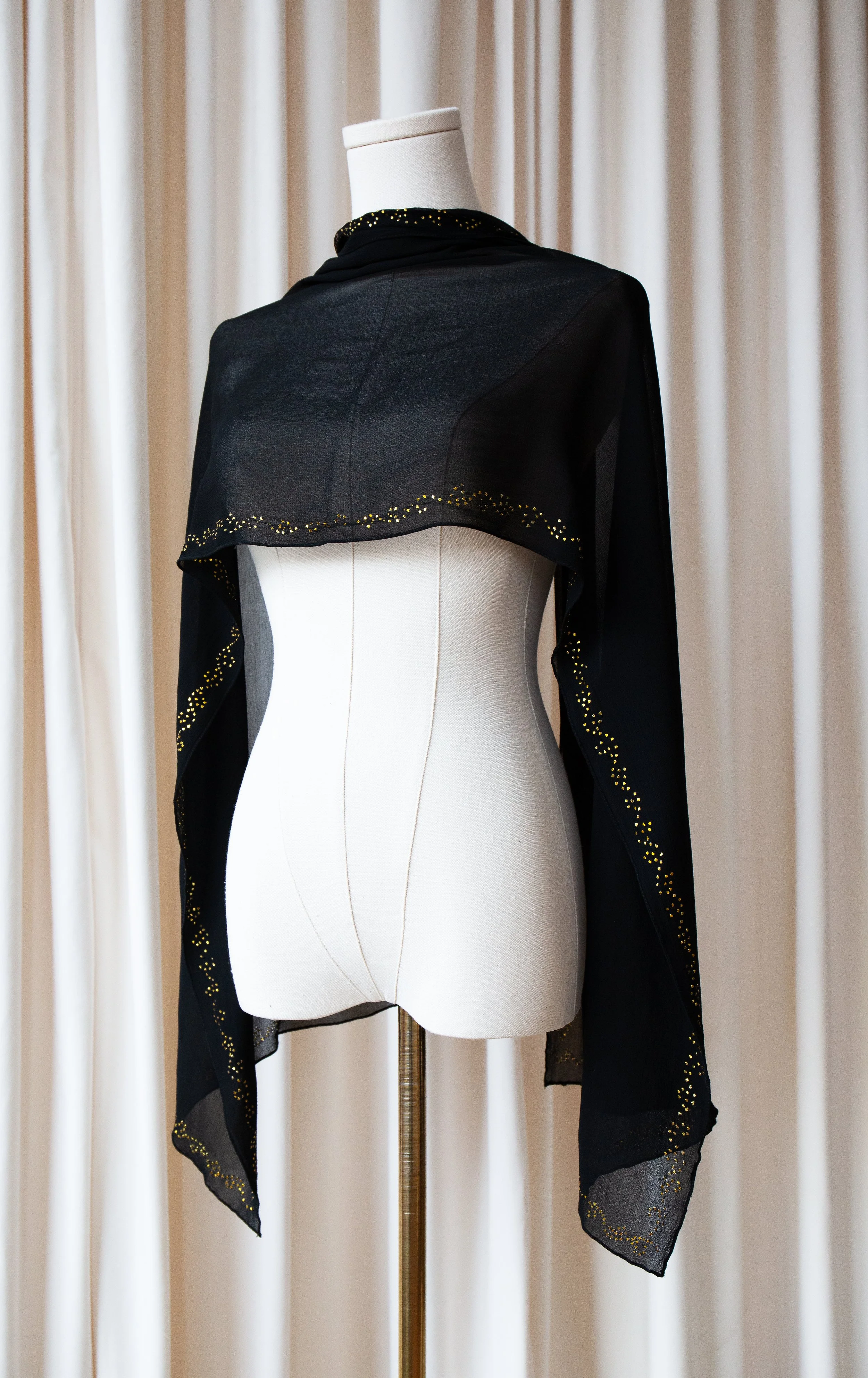blackshawl24.jpg