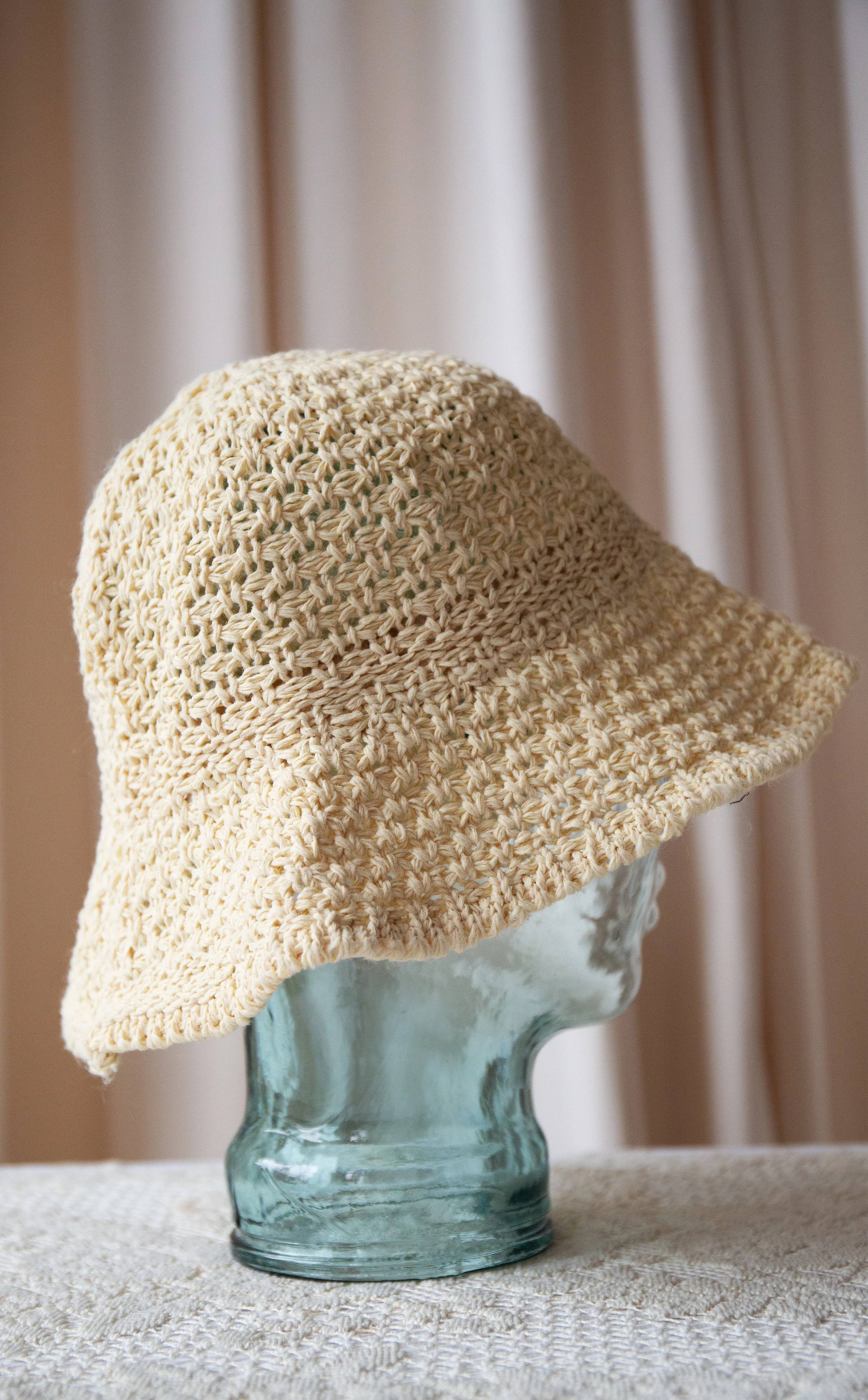 crochetbuckethat16.jpg