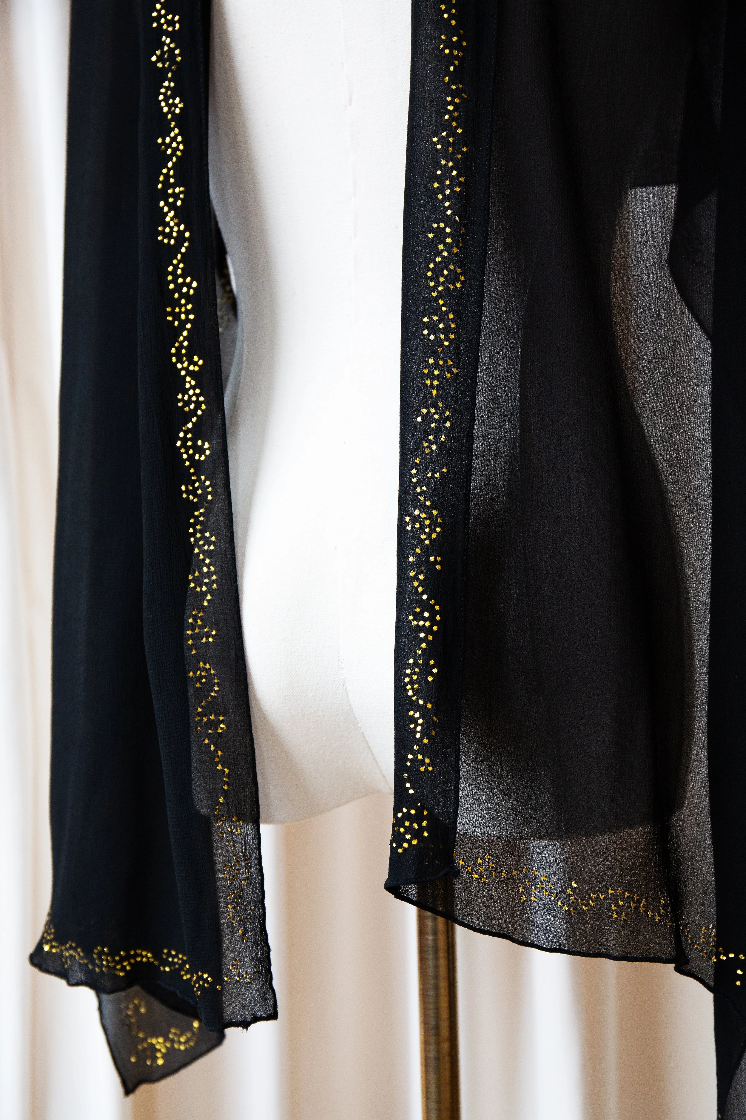 blackshawl14.jpg