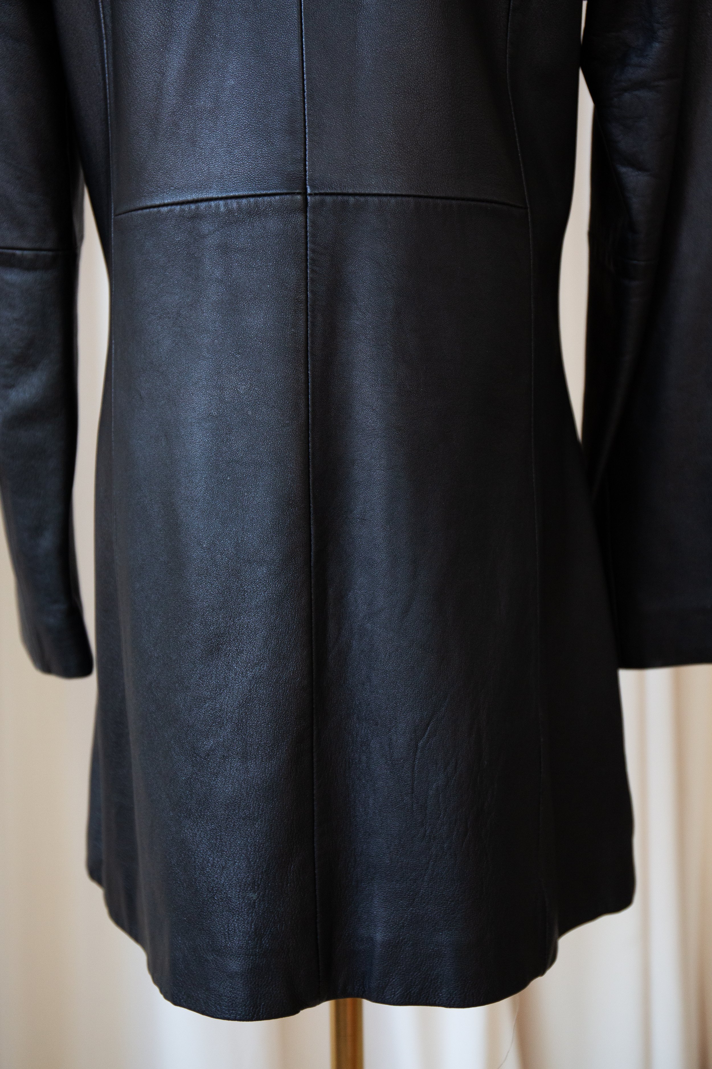 blackleather14.jpg