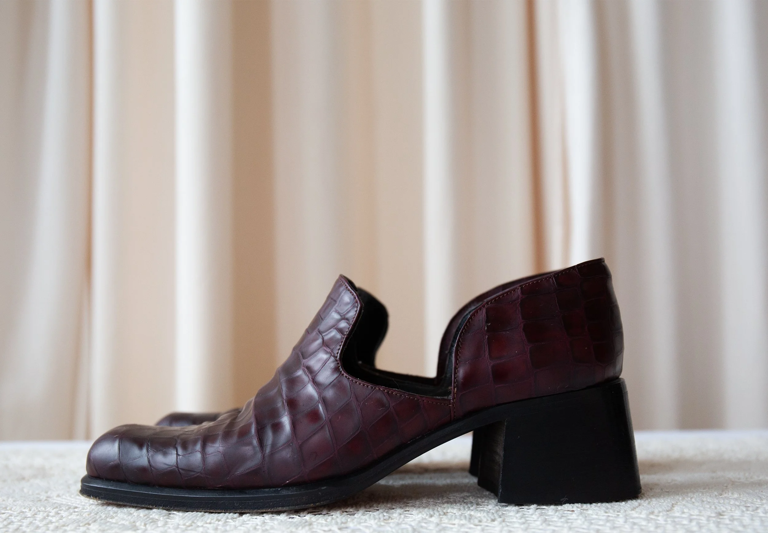 burgundycroc11.jpg