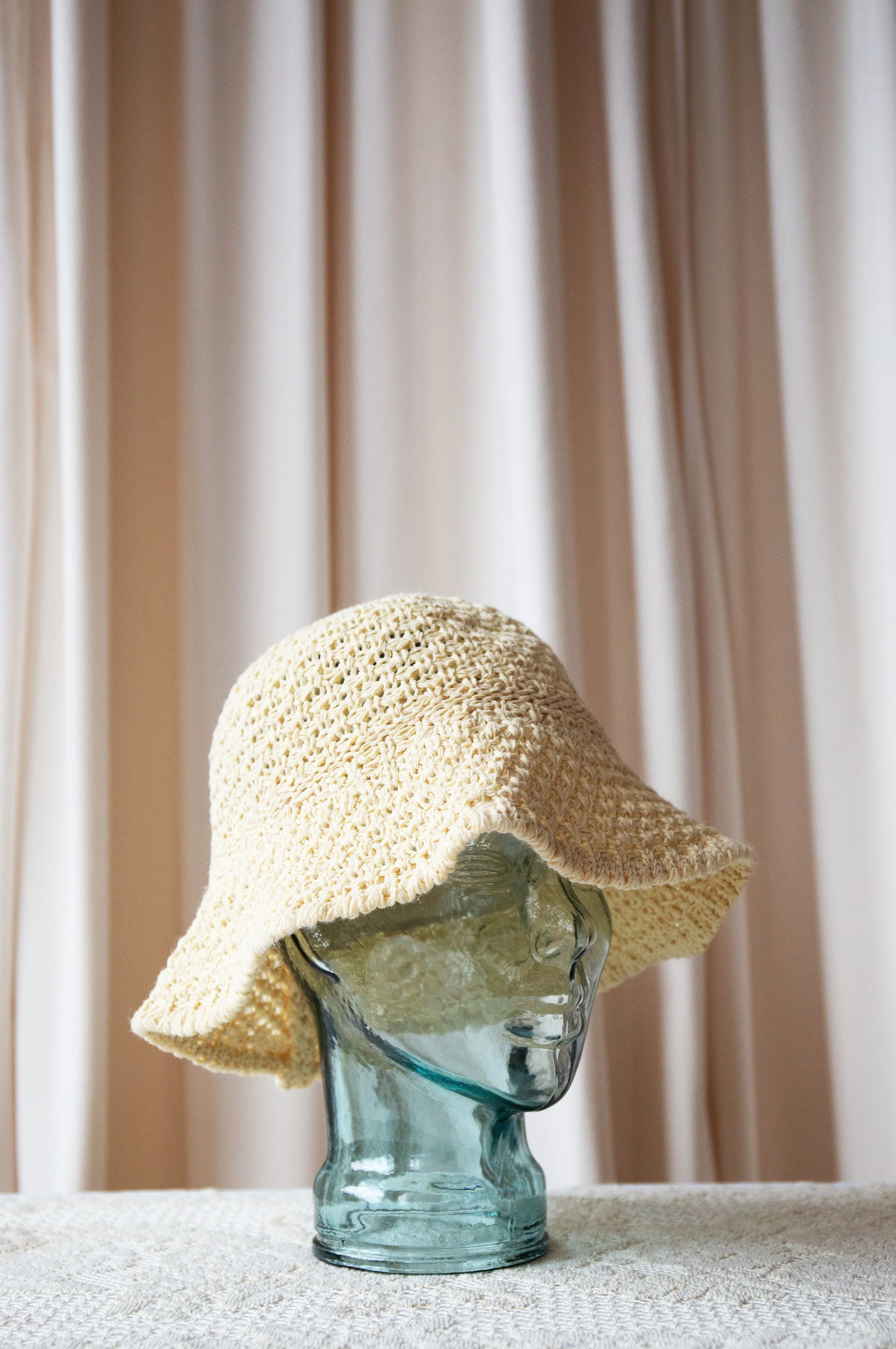 crochetbuckethat20.jpg